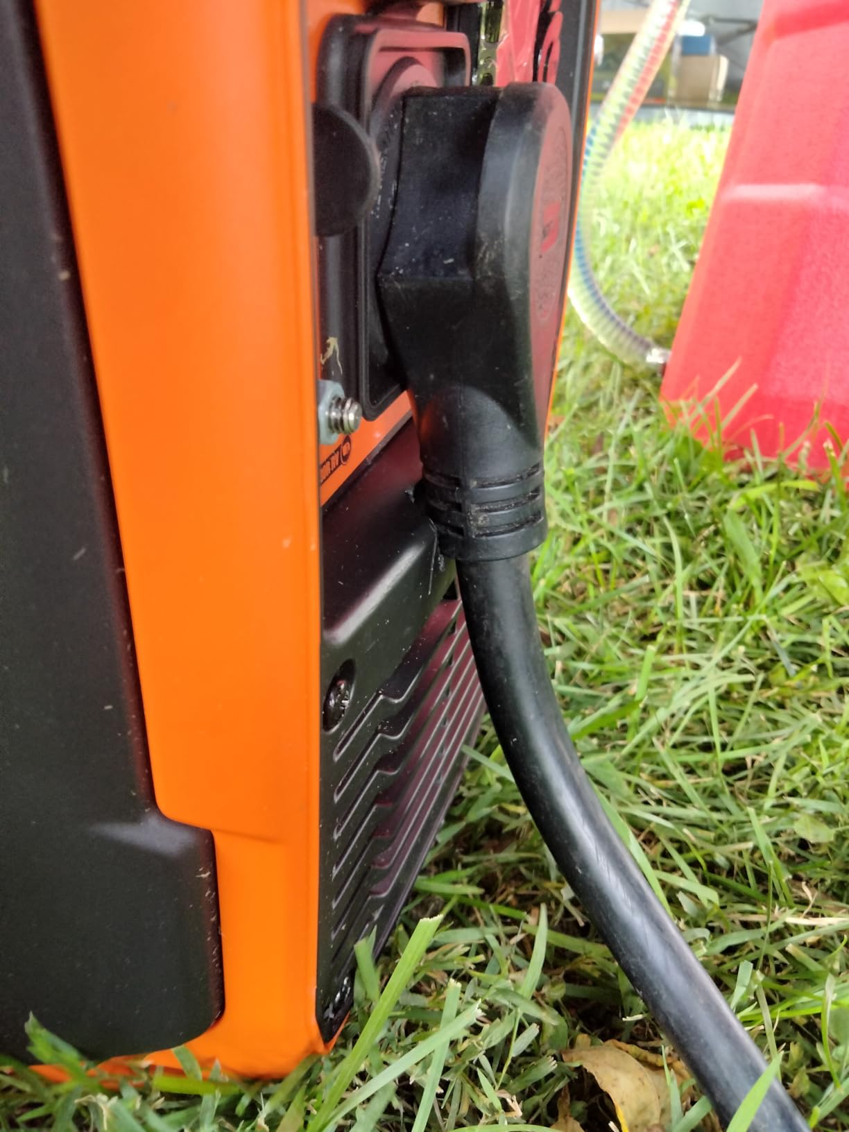 WEN 3600-Watt Portable Inverter Generator, RV-Ready, Quiet and Lightweight with Fuel Shut Off (56360i) customer photo 1