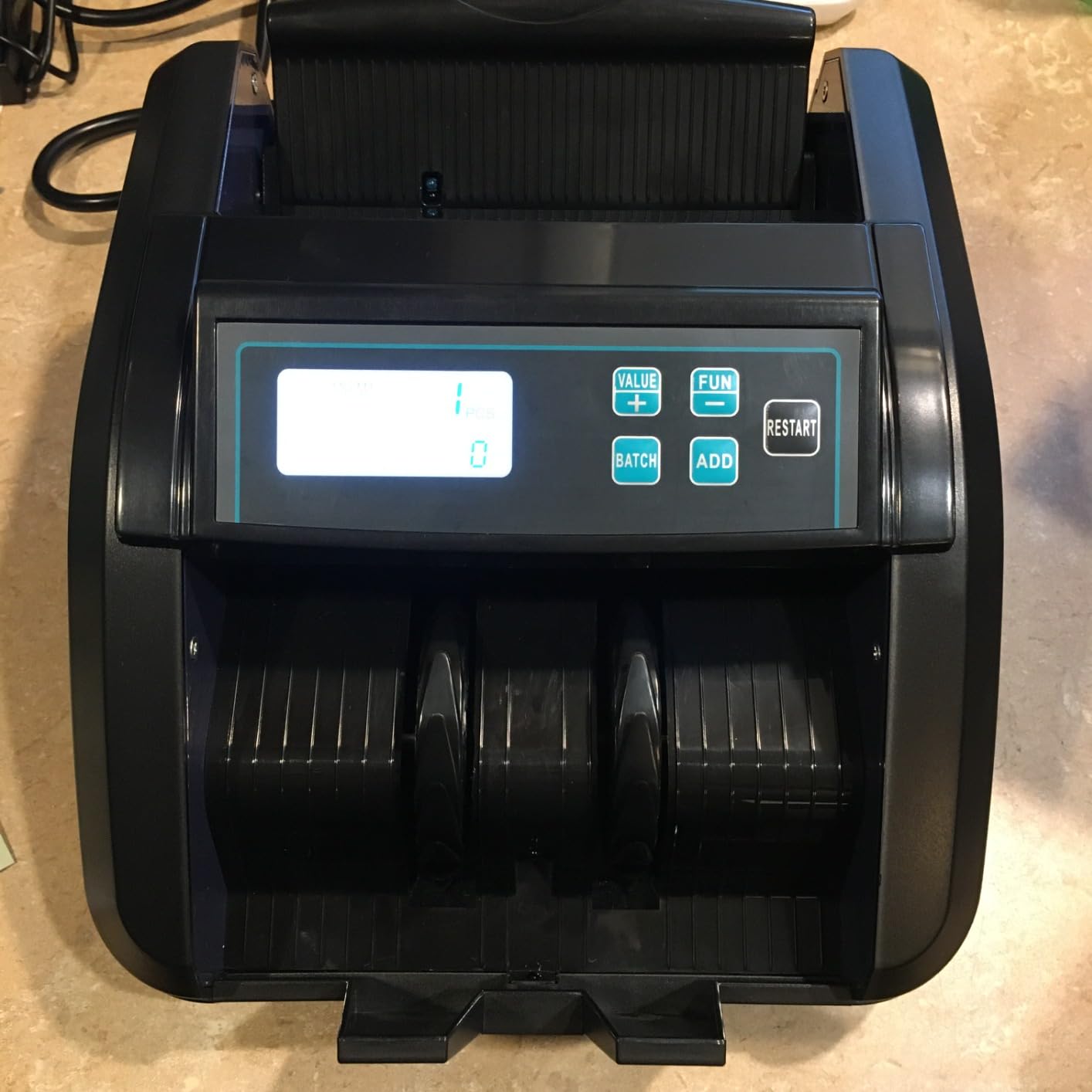 MUNBYN IMC51 Money Counter Machine Count Value, Add+Batch/Add+ Value Mode Bill Counter, UV/MG/IR/MT Detection, USD only Cash Counter, 1100 Bills/min, Money Counting Machine with LCD Display (Black) customer photo 2