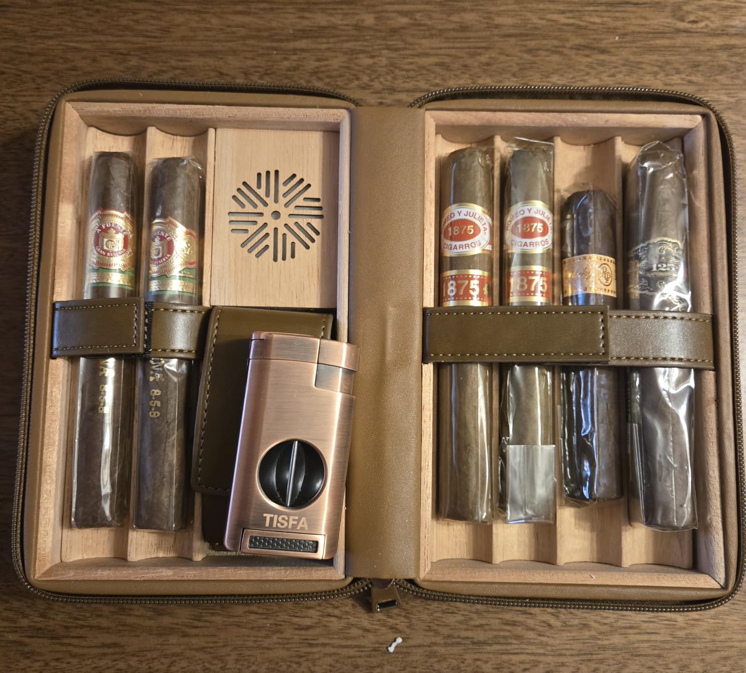 TISFA Cigar Humidor, Leather Cedar Wood Cigar Case with Cigar Lighter, V Cut Cigar Cutter, Cigar Holder 3 in 1, Portable Travel Cigar Humidor Box with Humidifier (Black) customer photo 2