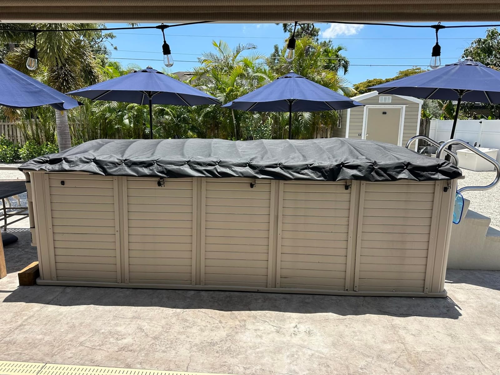 iBirdie Outdoor Waterproof Hot Tub SPA Cover 85 x 85 inch 7 x 7 ft | Black, Fit 84 x 84, 83 x 83, 600D, Heavy Duty, Weatherproof, Square, Protectors Cap customer photo 1