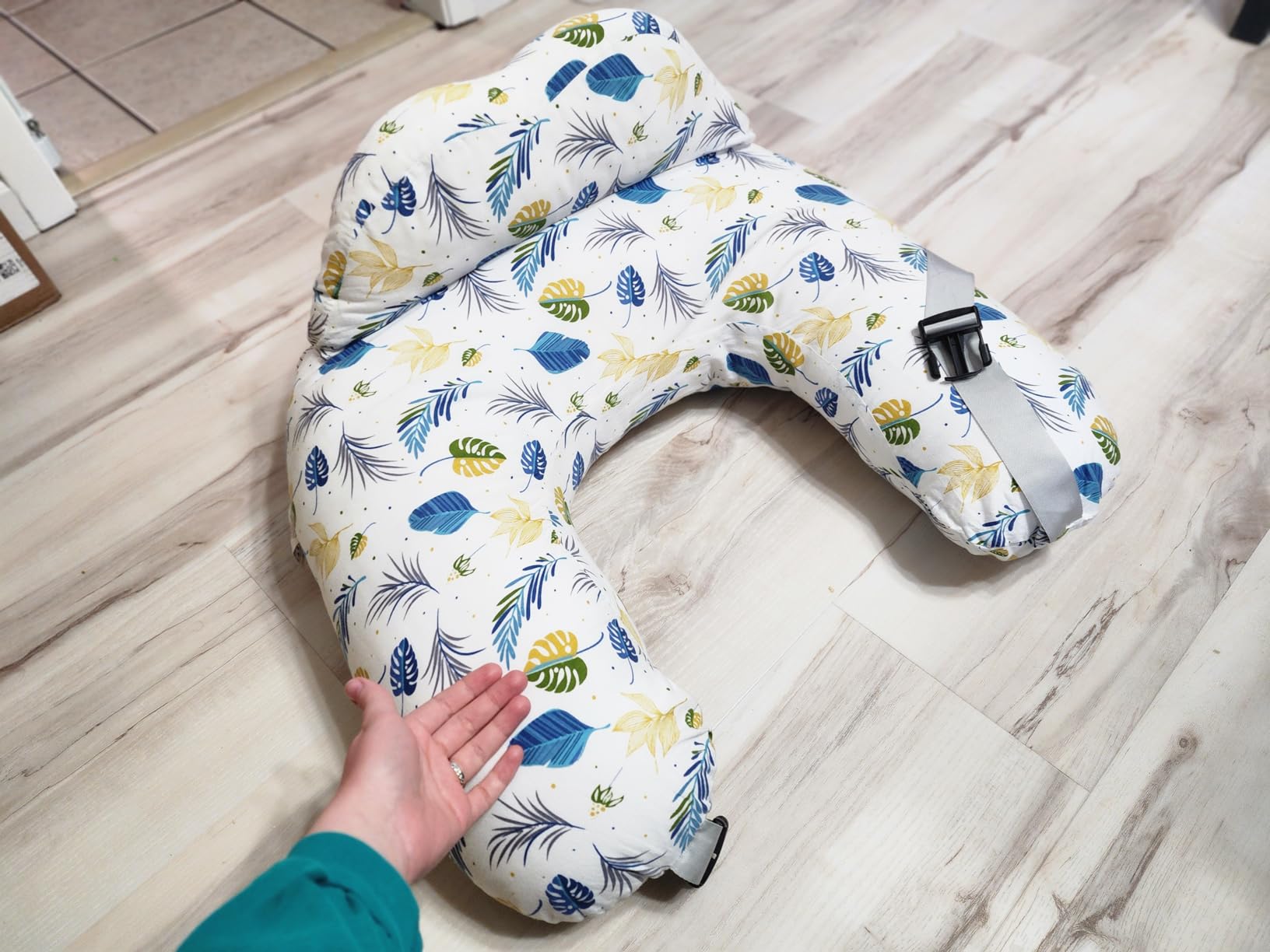BATTOP Nursing Pillow for Breastfeeding, Bottle Feeding, Plus Size Breastfeeding Pillows with Adjustable Waist Strap Removable Cover, Extra Pillow on Top for More Support for Mom customer photo 1