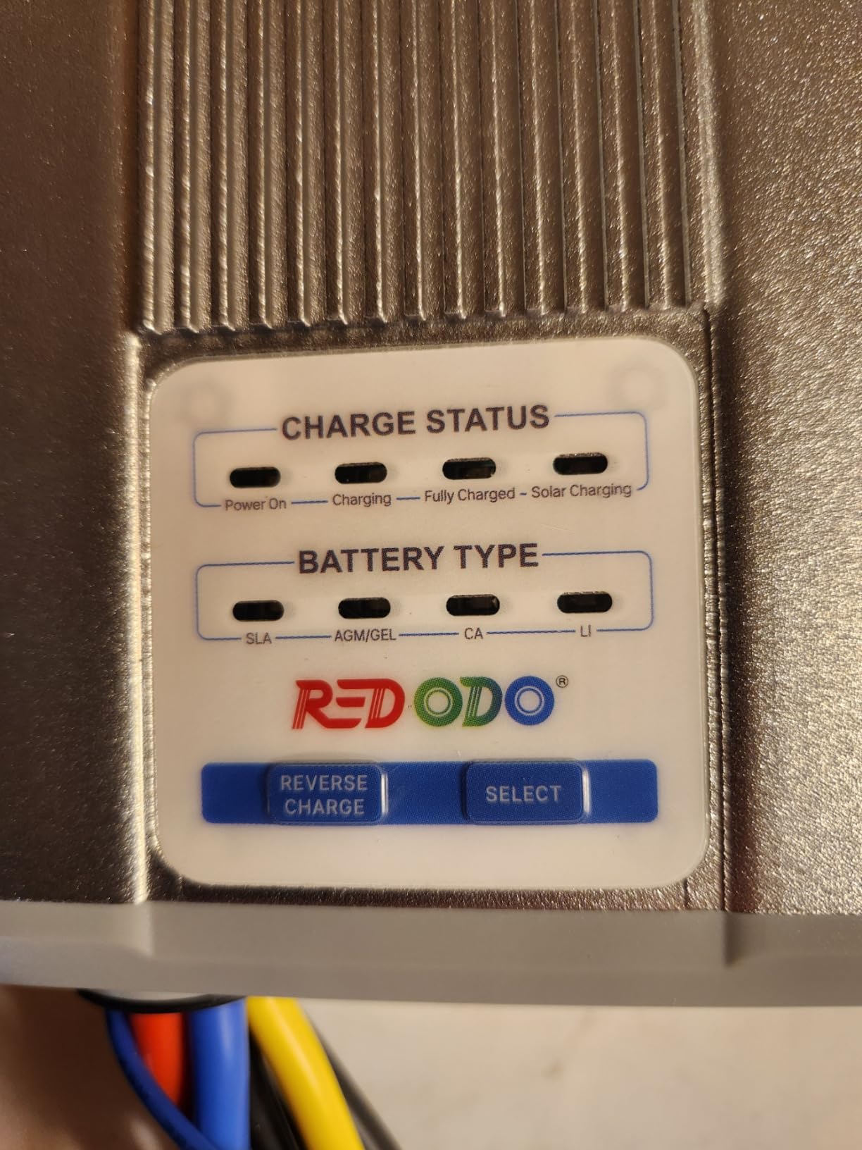 Redodo 12V 40A DC-DC Lithium Battery Charger with MPPT, 14.6V Output | Dual Input Battery Charger with LED Indicators & Anderson Connector, On-Board Charger for RV, Camper, Van, Vehicle customer photo 1