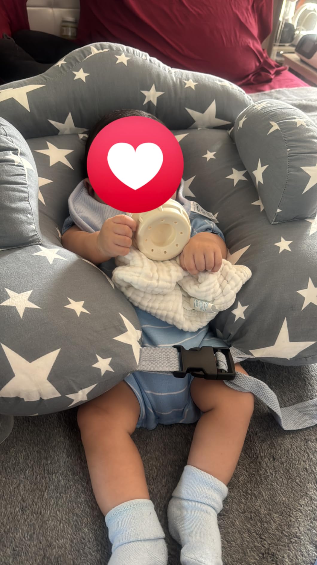 Chilling Home Nursing Pillow for Breastfeeding, Adjustable Nursing Pillow Breast Feeding Pillow Bottle Feeding, Breastfeeding Essentials for Newborn, Removable Cover customer photo 1