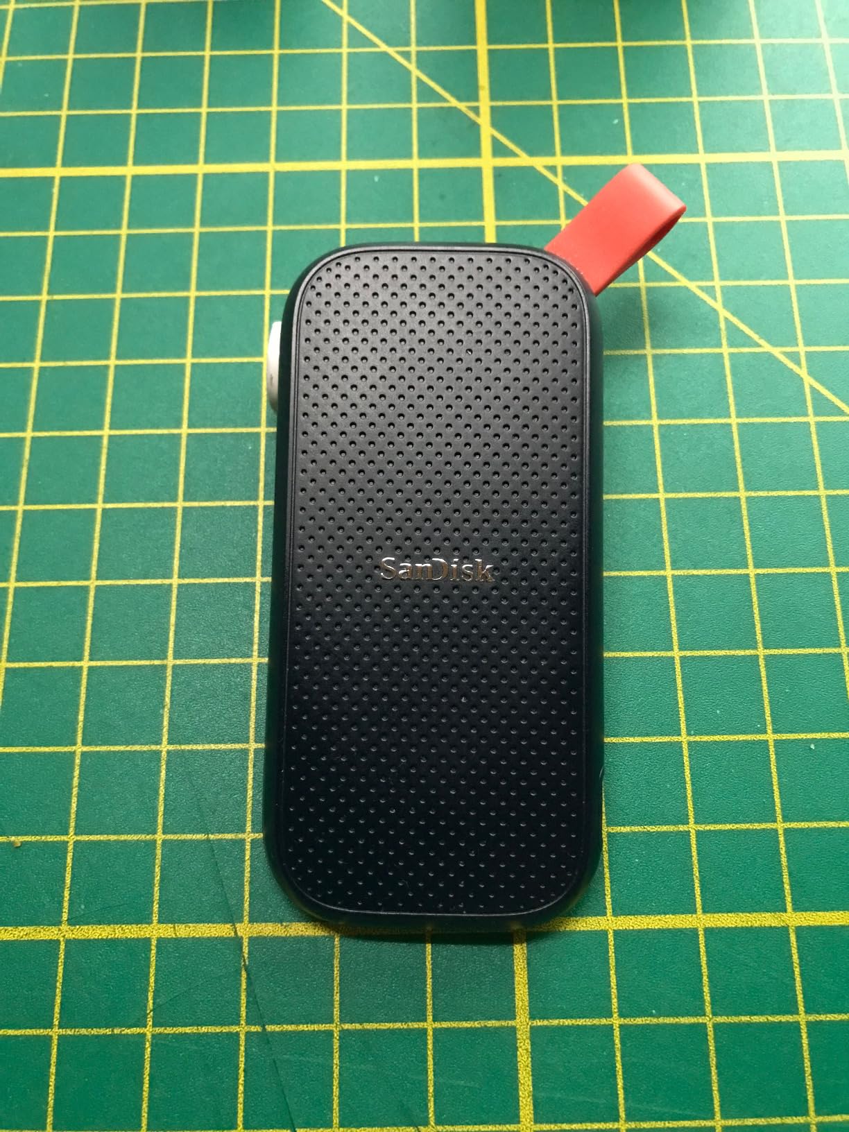 SANDISK 1TB Portable SSD - Up to 800MB/s, USB-C, USB 3.2 Gen 2, Updated Firmware - External Solid State Drive - SDSSDE30-1T00-G26 customer photo 1