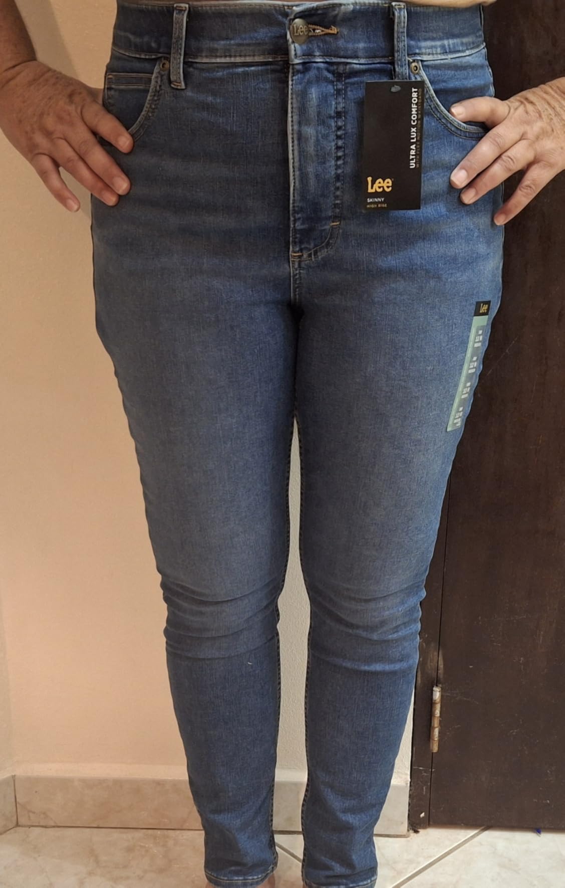 Lee Women's Ultra Lux Comfort with Flex Motion Skinny Leg Jean with Ever Fit customer photo 2