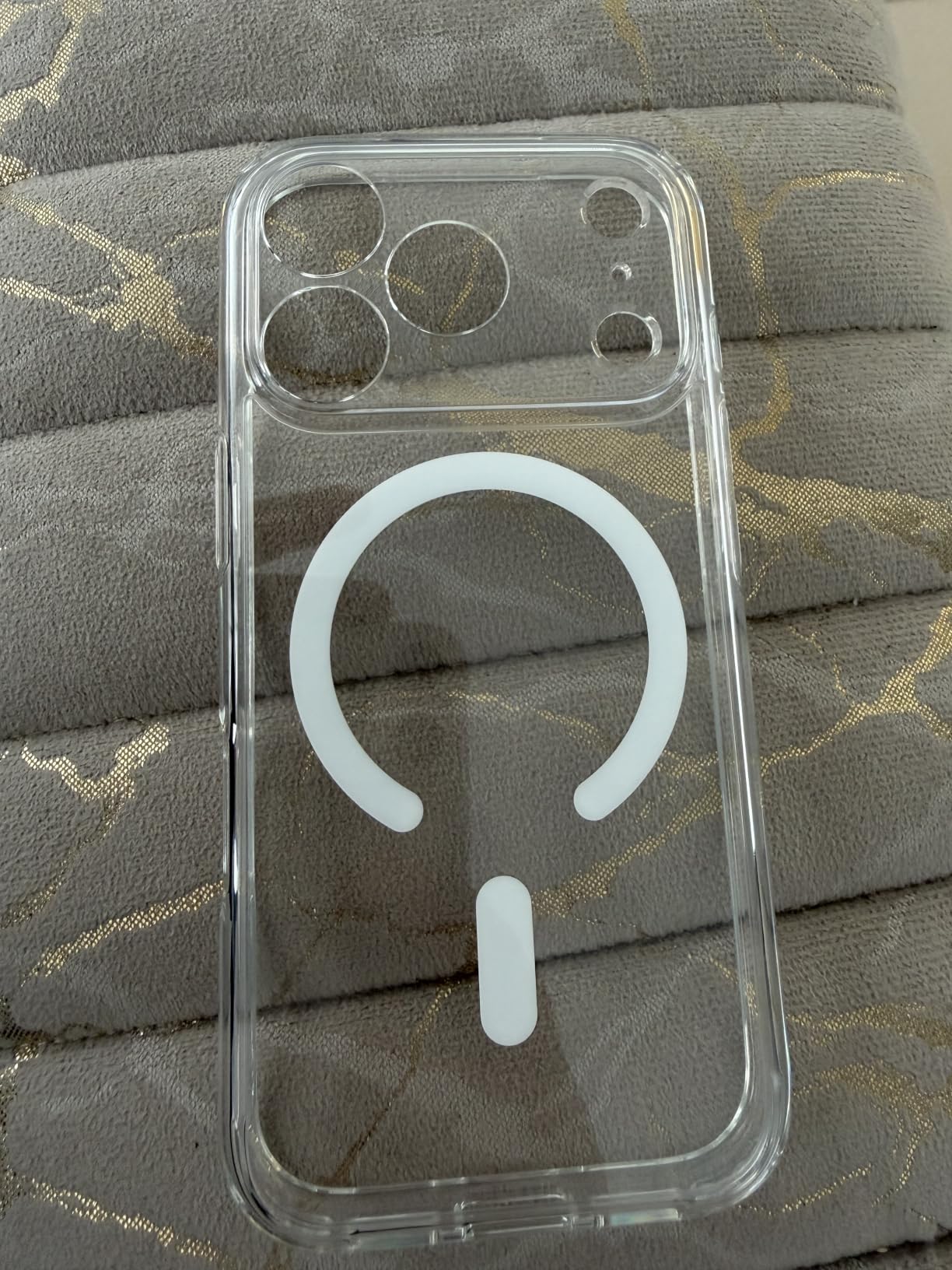 Spigen for iPhone 15/14/13 Case, Ultra Hybrid MagFit (Anti-Yellowing, MagSafe) - Clear customer photo 2