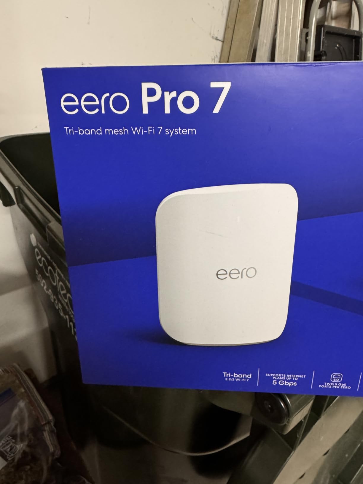 Amazon eero Pro 7 tri-band mesh Wi-Fi 7 router (newest model) - Supports internet plans up to 5 Gbps, Coverage up to 6,000 sq. ft., 3-pack customer photo 2