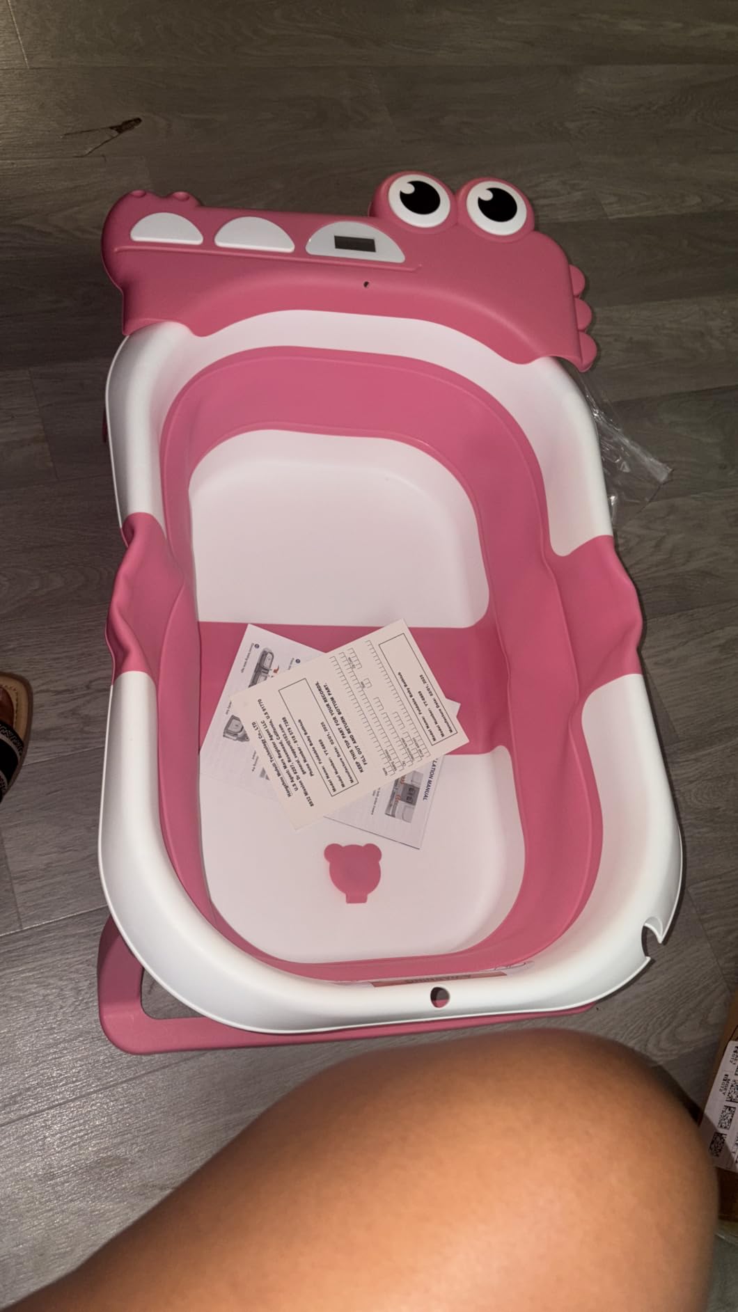 MoreFeel Collapsible Baby Bathtub for Newborn with Thermometer & 1 Hooded Towel & 1 Soft Floating Cushion, Portable Travel Bathtub with Drain Hole, Durable Foldable Baby Tubs for Infants to Toddler customer photo 2