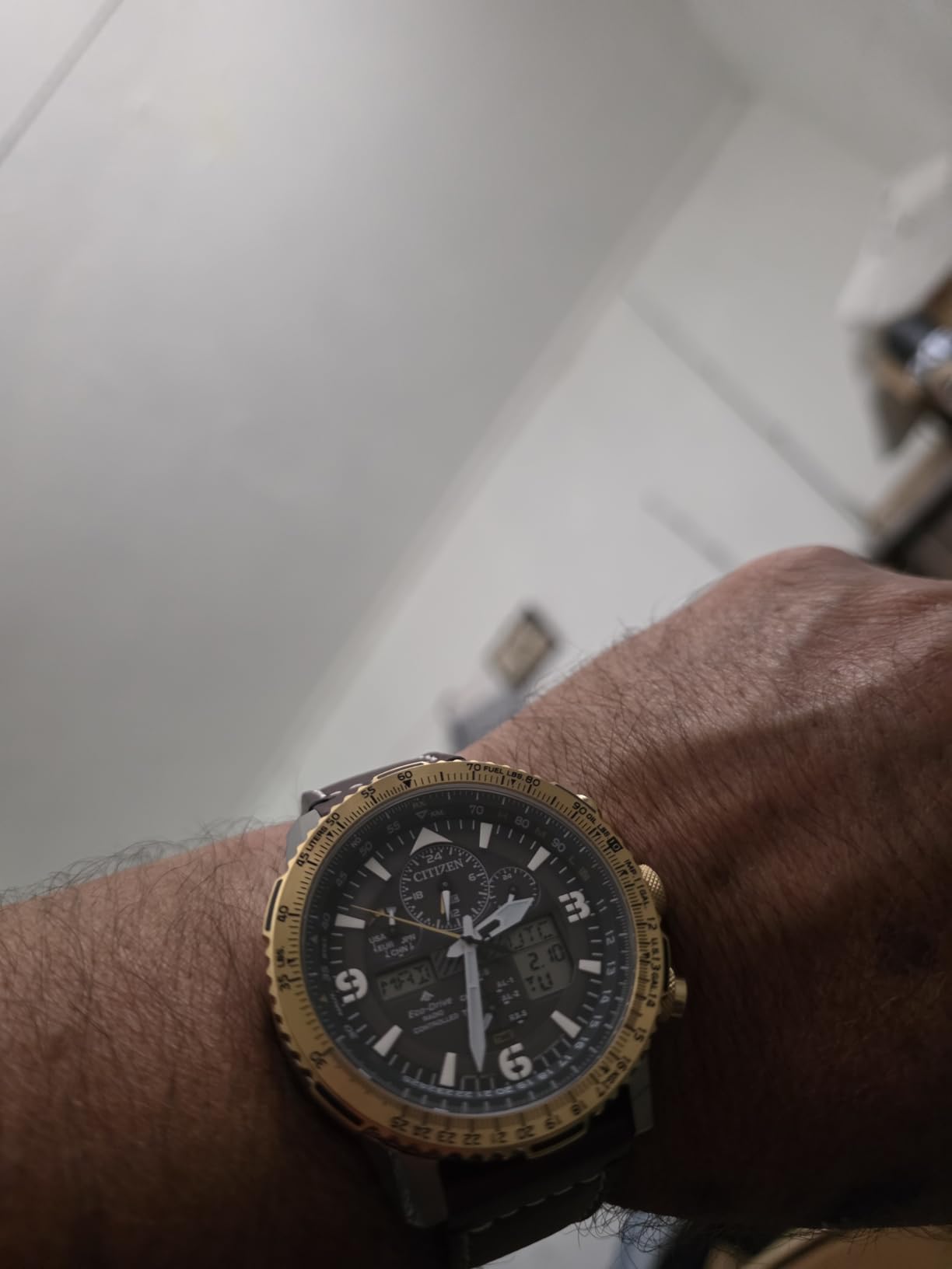 Citizen Men's Promaster Air Skyhawk Eco-Drive Pilot Watch, Atomic Timekeeping customer photo 2