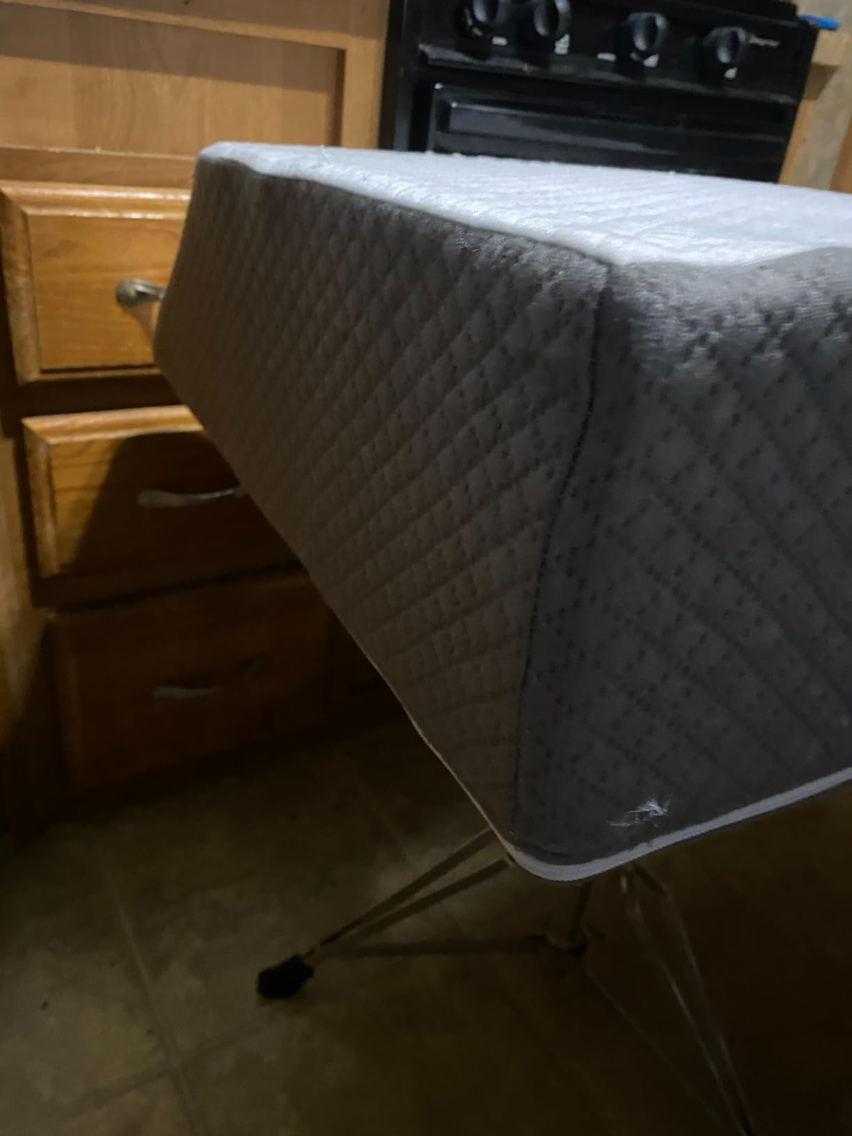 Kölbs Extra Wide Leg Elevation Pillow, Chic Jacquard Cover, XL and Wide for More Comfort Bed Wedge Pillow for Legs, Leg, Knee, Ankle Elevation Post Surgery customer photo 1