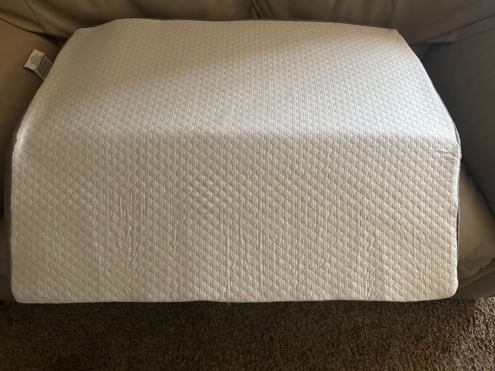 Kölbs Extra Wide Leg Elevation Pillow, Chic Jacquard Cover, XL and Wide for More Comfort Bed Wedge Pillow for Legs, Leg, Knee, Ankle Elevation Post Surgery customer photo 2