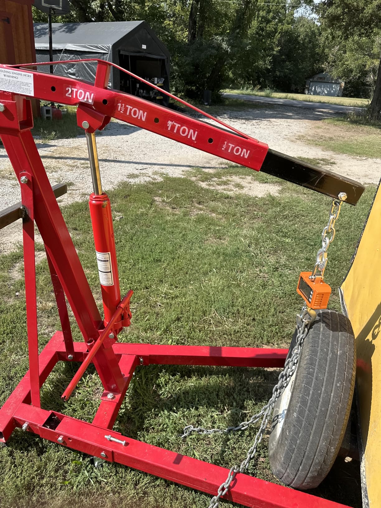 TUFFIOM 2 Ton Folding Hydraulic Engine Crane with Telescopic Boom and Outriggers and Hook, 4400 lbs Engine Hoist Workshop Crane Lifting Cherry Picker, Heavy Duty Steel Electric Hoist, Red customer photo 1