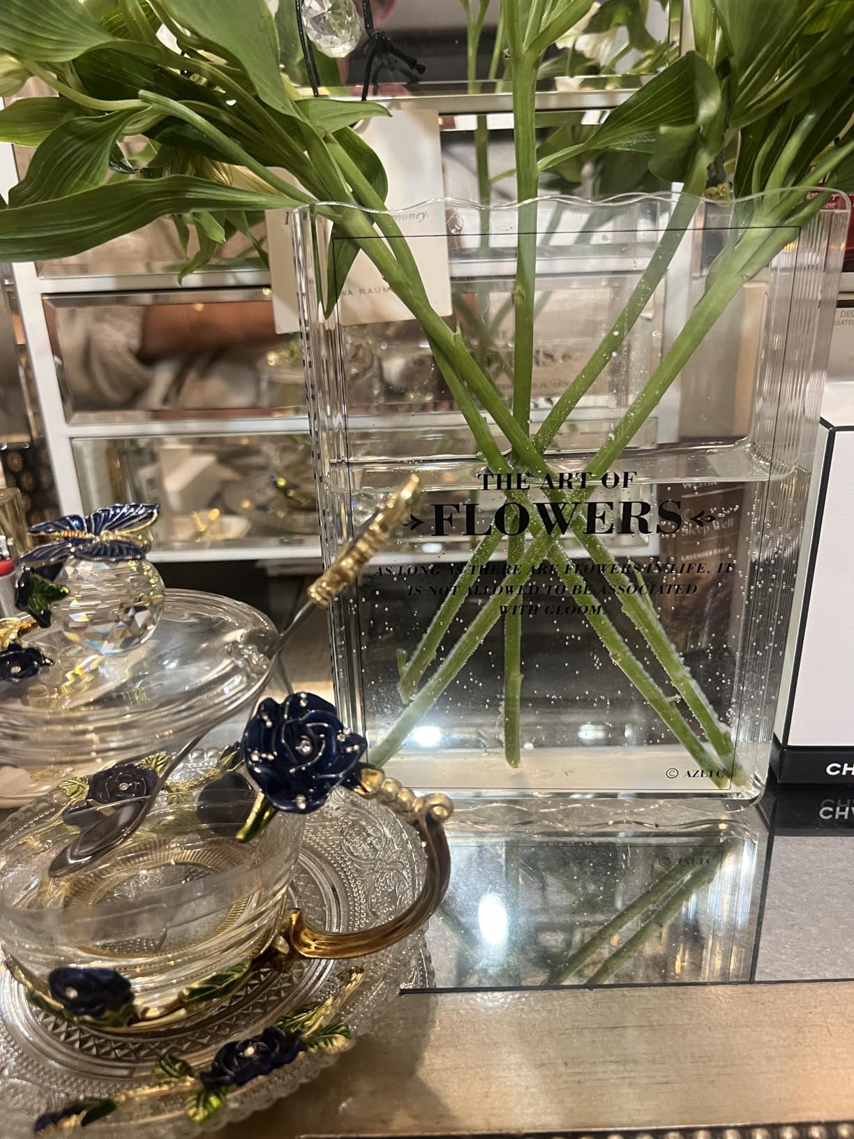 Book-Shaped Vase for Flowers, Book Lovers Gifts Cute Clear Flowers Vases | Aesthetic Room Decor, Must-Have for Home, Bookshelf, Bedroom, Office Decor for Women, Teacher Gift customer photo 1