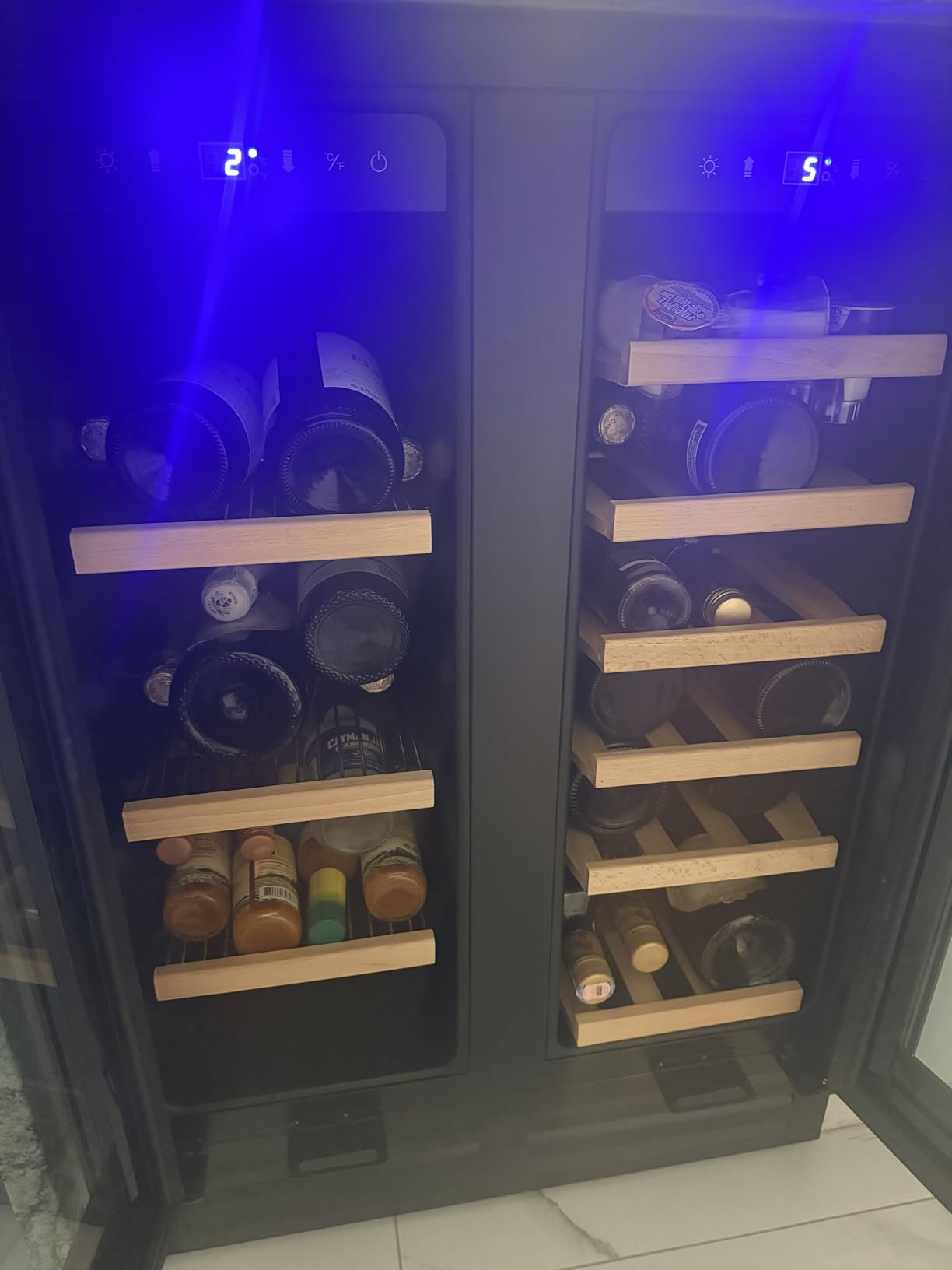 Velivi 24'' Wine and Beverage Refrigerator UnderCounter Fridge Dual Zone | Black Built-In or Freestanding Fridge with Glass Door & Lock, 18 Bottles and 68 Cans Large Capacity for Beer Soda Drink customer photo 1