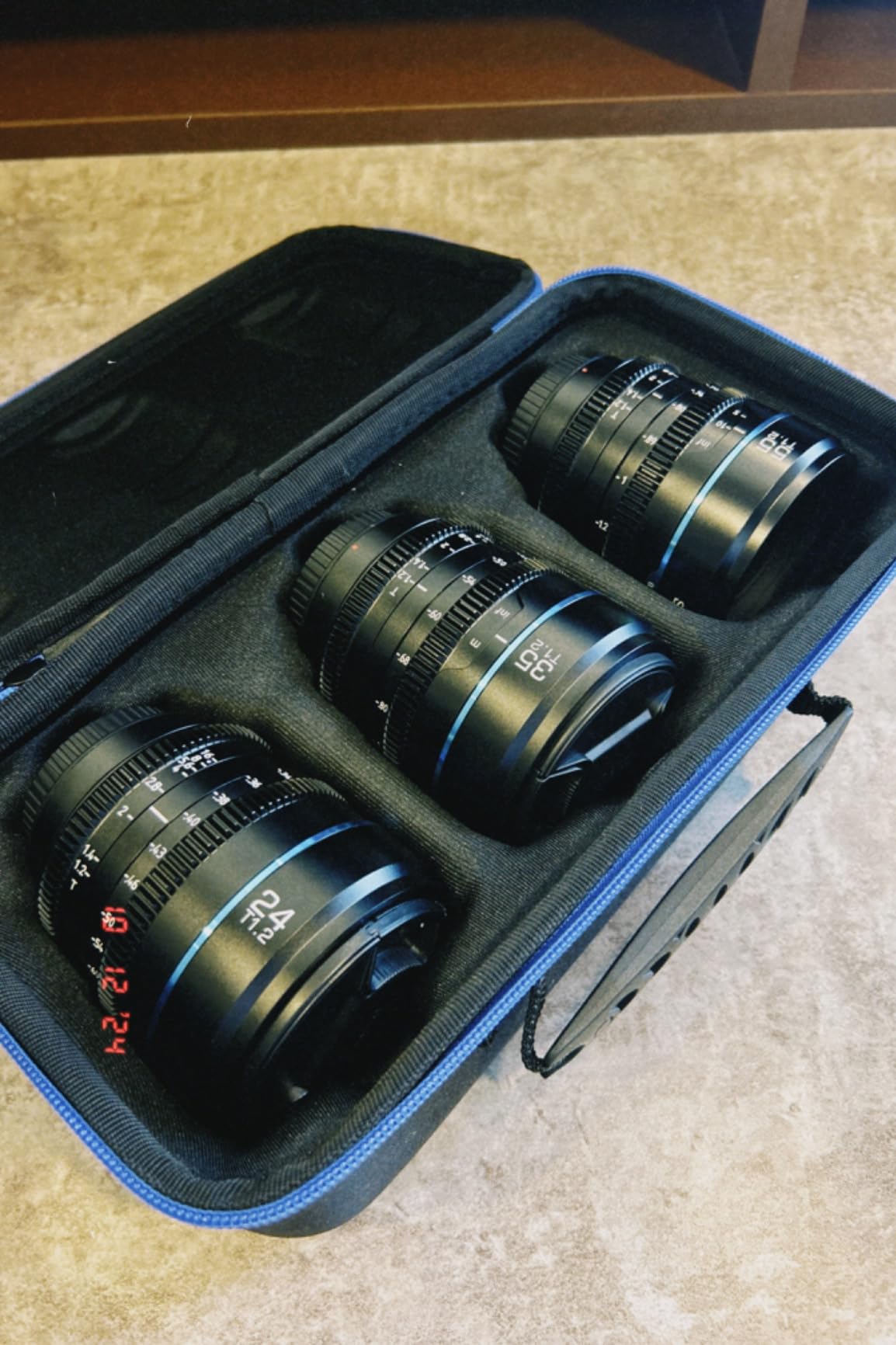 SIRUI Night Walker S35 Manual Focus Cine Lens Set, 24mm, 35mm, 55mm, T1.2 Large Aperture Lens for E Mount Cameras, FX30, ZVE-10, A6500, A6600 (MS-3SEB, Black) customer photo 1