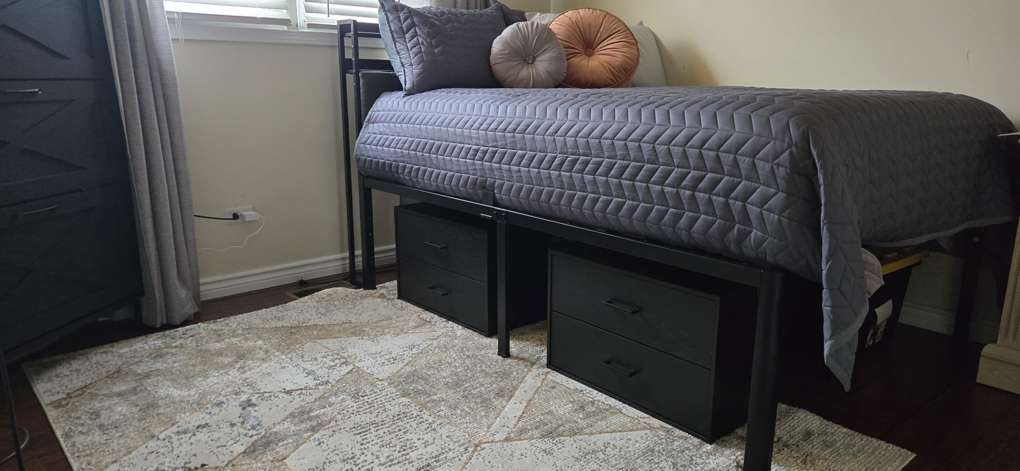 ROIL 18 Inch Queen Bed Frame with Rounded Corner & 4 Mattress Baffles customer photo 1