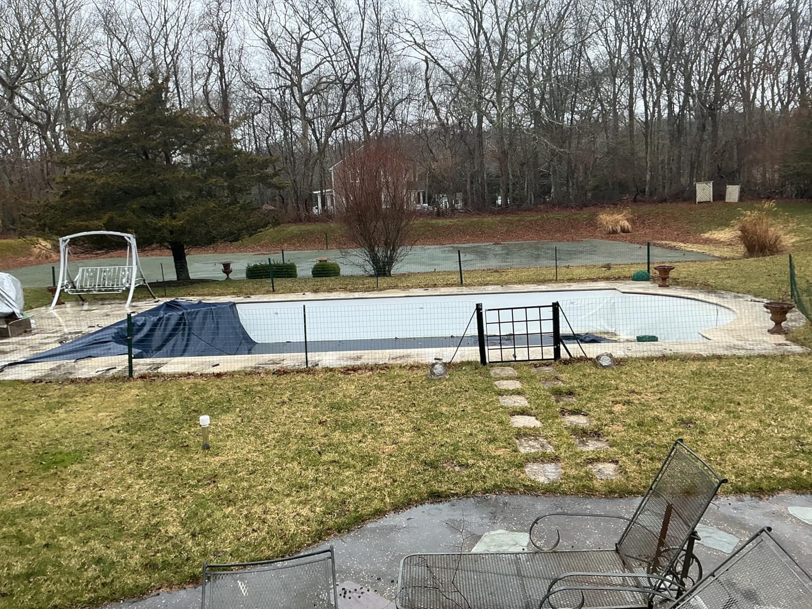 iCOVER Inground Pool Safety Cover, 16x32ft Rectangle Winter Safety Pool Cover for Inground Swimming Pools, Triple Stitched for High Strength, Blue customer photo 1
