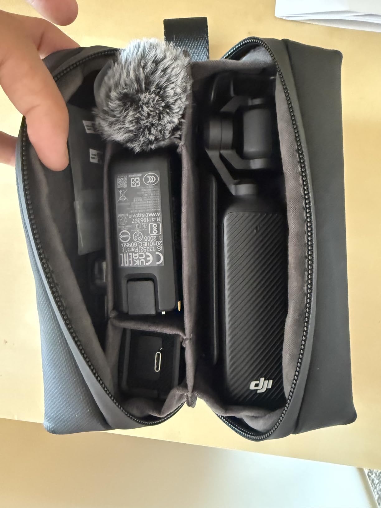 DJI Osmo Pocket 3 Creator Combo, Vlogging Camera with 1'' CMOS & 4K/120fps customer photo 2