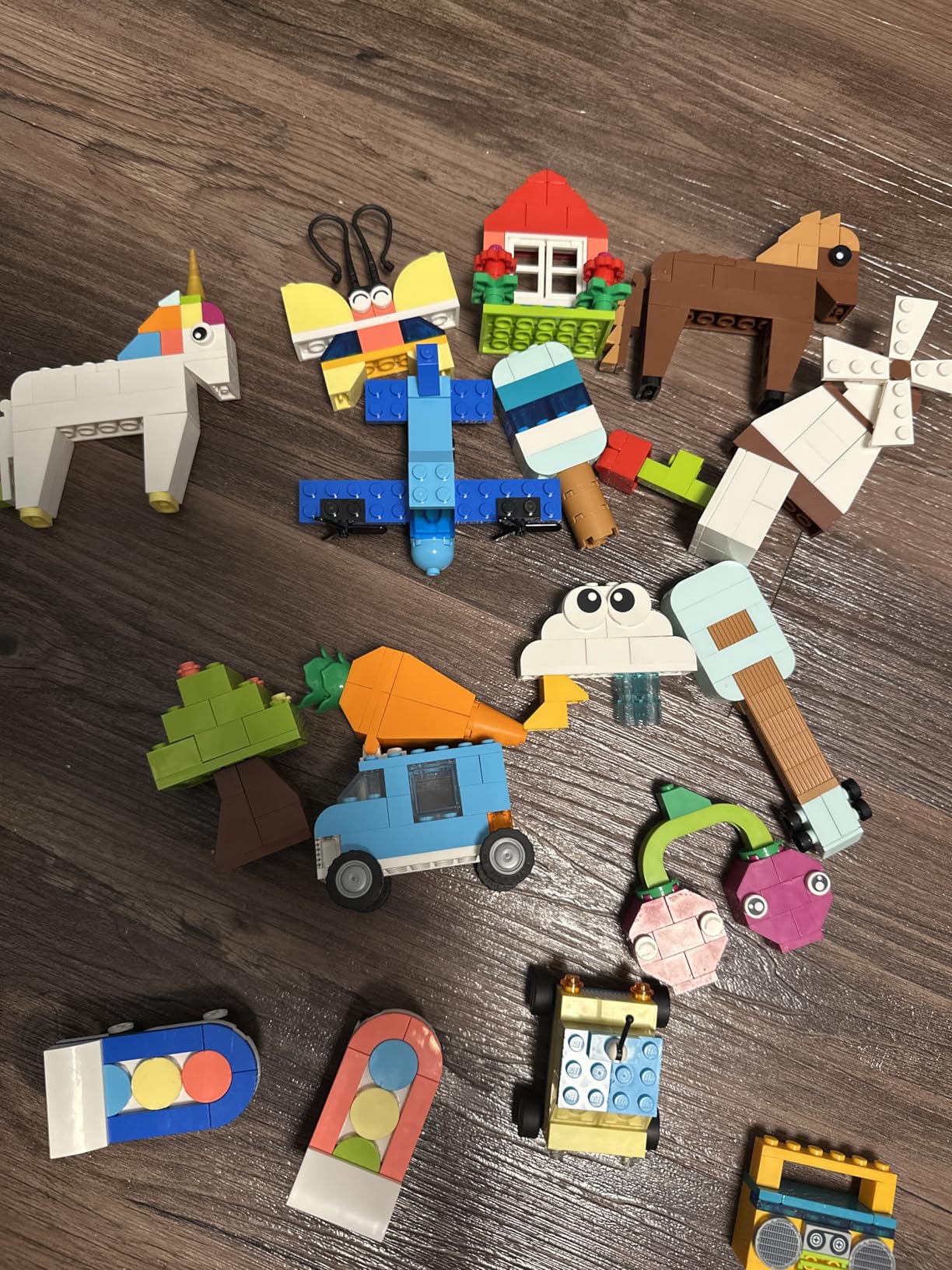 LEGO Classic Vibrant Creative Brick Box Building Blocks - Sensory & Learning Toys for Boys & Girls, Ages 4+ Years customer photo 1