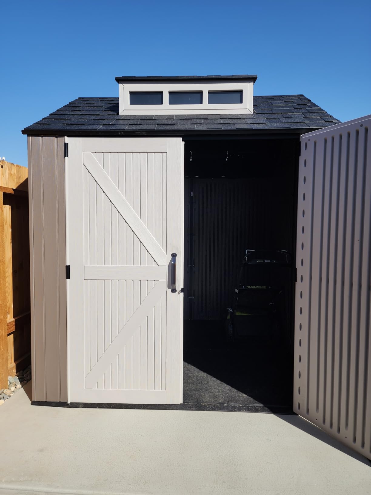 Rubbermaid Large Resin Outdoor Storage Shed With Floor (7 x 7 Ft.), Weather Resistant, Brown, Organization for Home/Lawn Mower/Backyard Equipment/Bike Storage/Pool Supplies customer photo 2