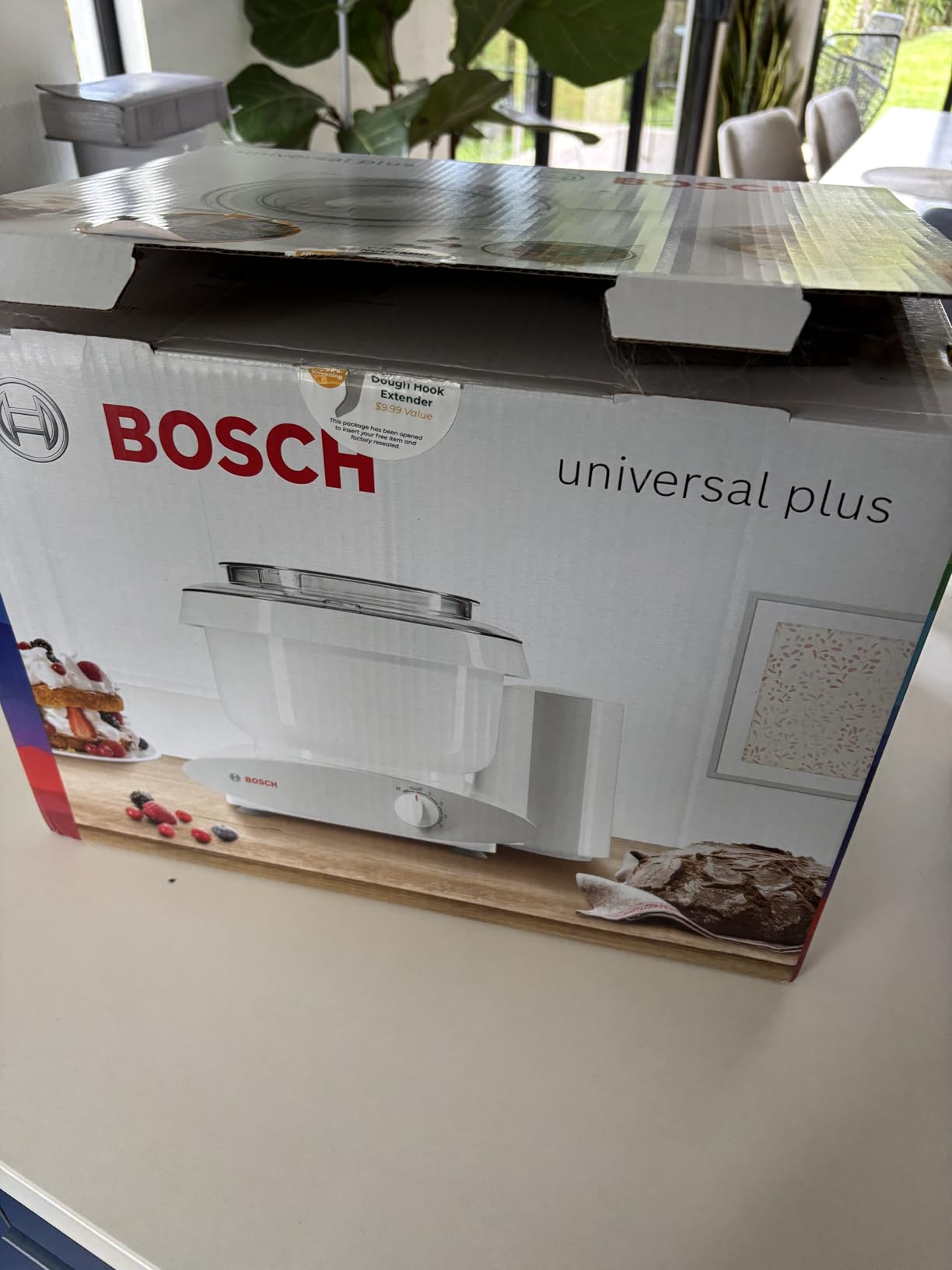 Bosch Universal Plus Stand Mixer 500 Watt, 6.5 Quarts with Wire Whips, Dough Hook & NutriMill Dough Hook Extender Bundle customer photo 2