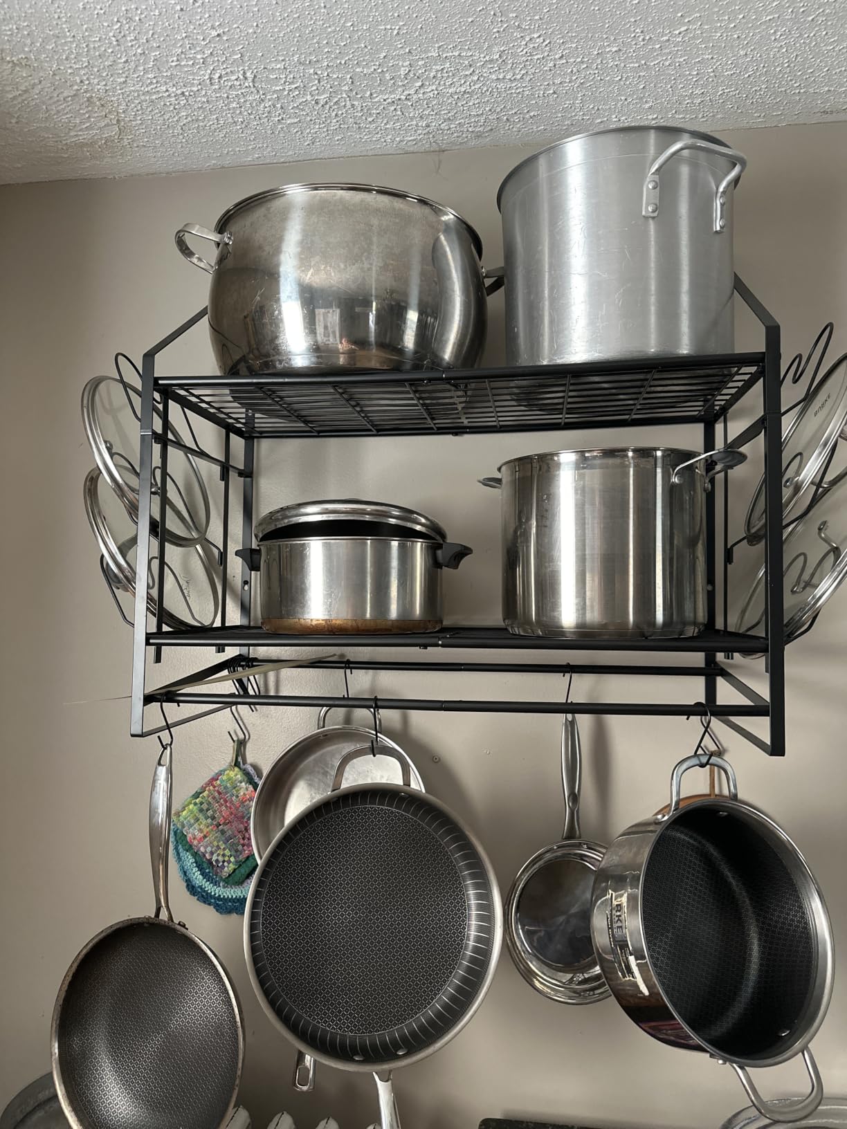 VyGrow 28 Inch Pot Rack Wall Mounted, 2 Tier Pots and Pans Organizer with 20 Hooks and 6 Pot Lid Holders, Heavy Duty Steel Pot and Pan Hanger for Kitchen Cookware Utensils Storage customer photo 1