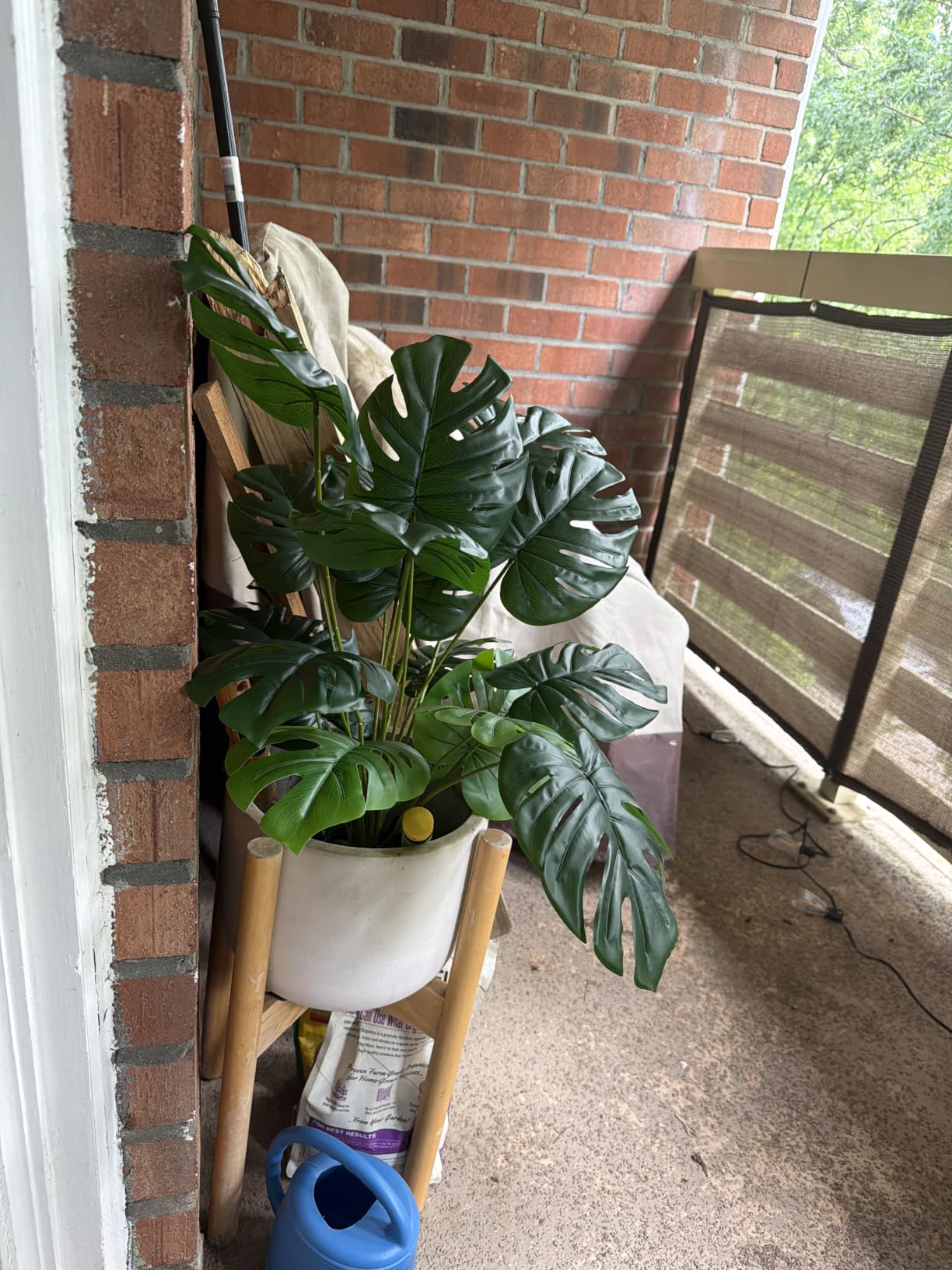 Der Rose 28'' Fake Plants Tall Artificial Monstera Faux Plants Indoor Outdoor Tree for Living Room Home House Decor customer photo 2