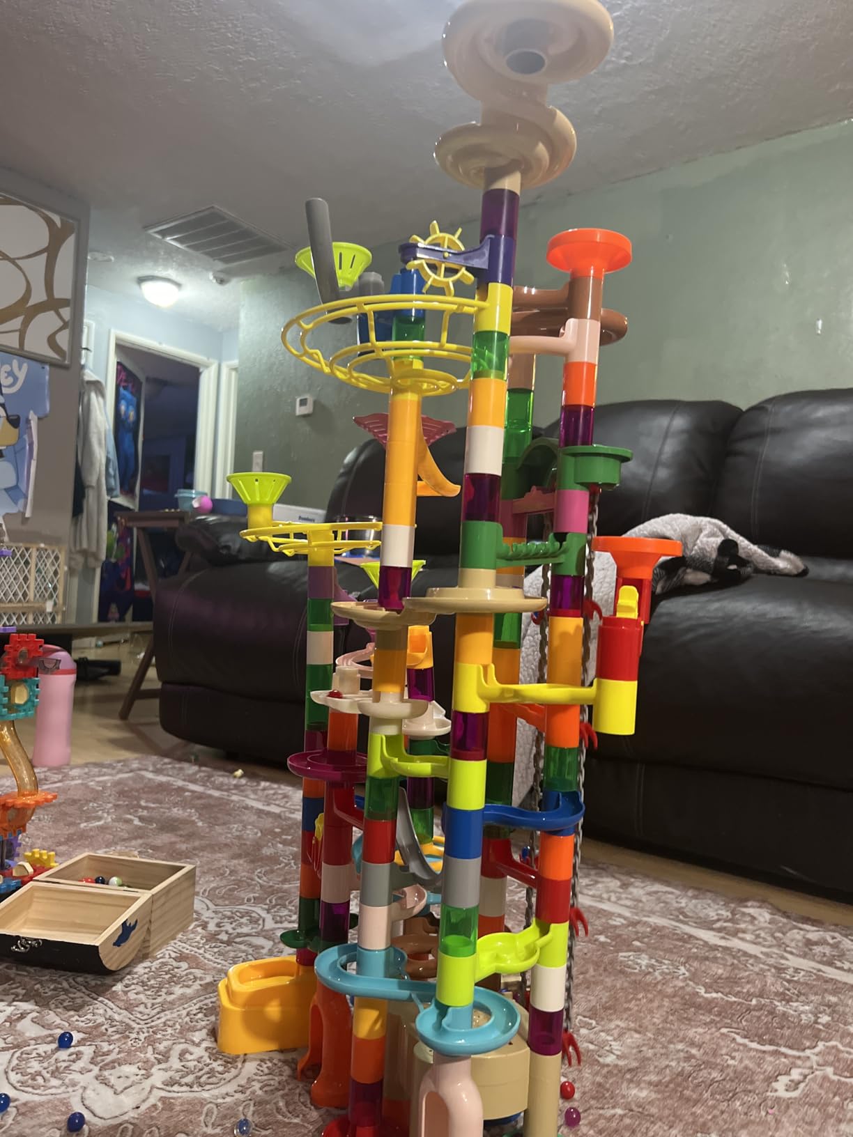 JOYIN 236Pcs Glowing Marble Run with Motorized Elevator- Construction Building Blocks Toys with 30 Glow in The Dark Plastic Marbles, STEM Toy for Boys and Girls, Birthday Gift, Easter Basket Stuffers customer photo 1