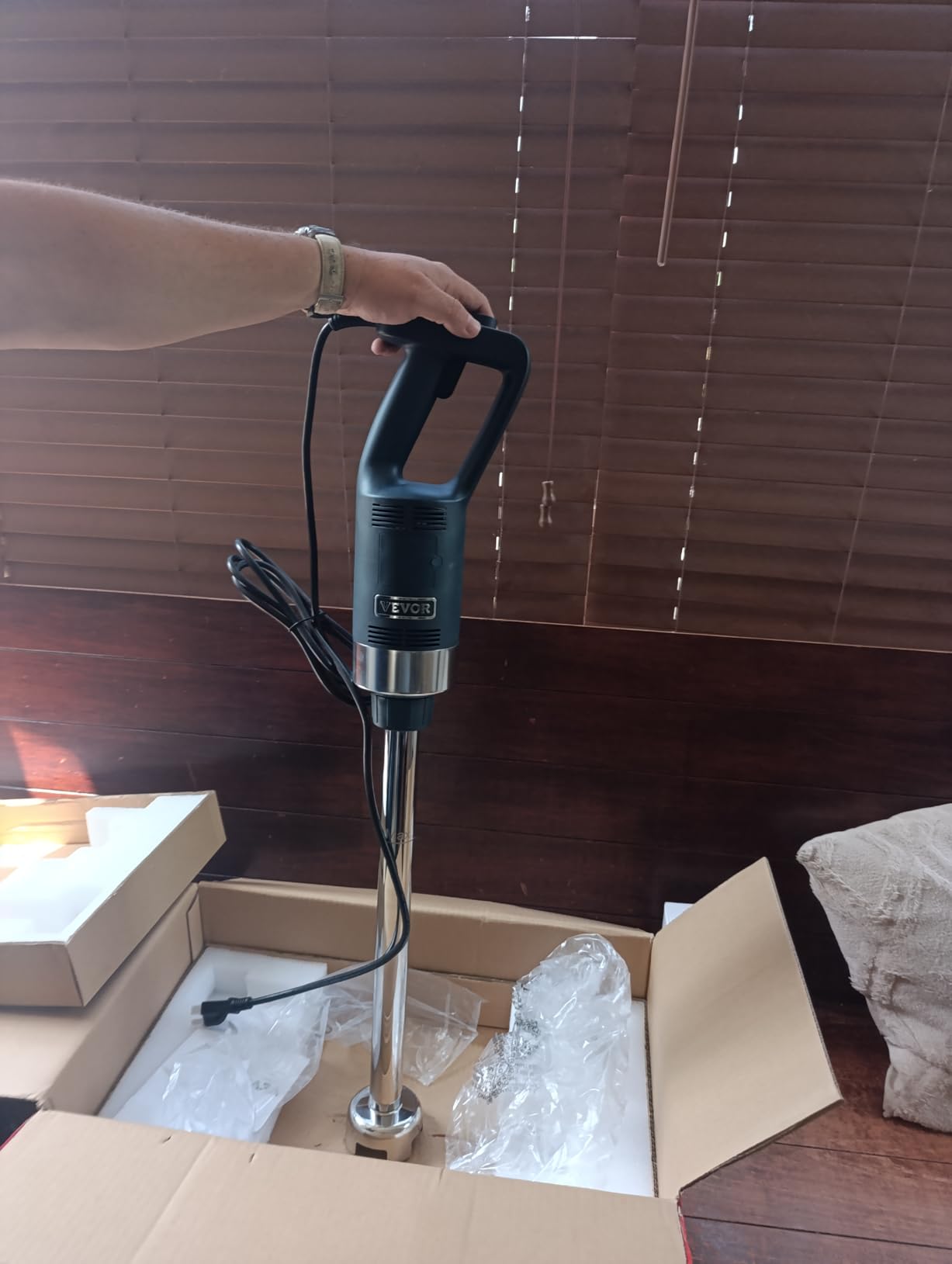 VEVOR Commercial Immersion Blender 500W 20 Inch Heavy Duty Hand Mixer, Variable Speed with 304 Stainless Steel Blade, Ideal for Soup, Smoothie, Puree, Baby Food customer photo 2