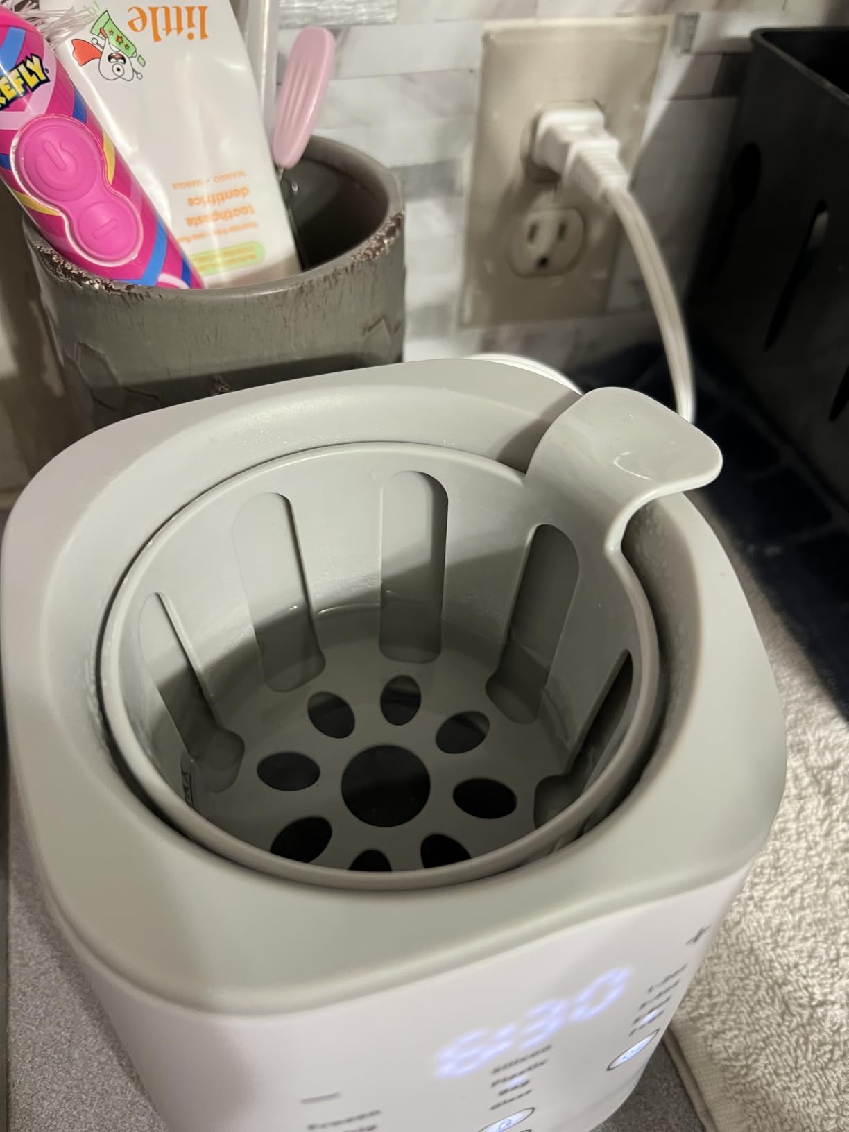 Grownsy Programmed Nutri-Locking Bottle Warmer for Breastmilk & Formula, Gray | Gentle Water Bath Heating & Thawing, Nutrient Preservation, Fast & Even Heating, No Hot Spots, Parent-Friendly Design customer photo 2