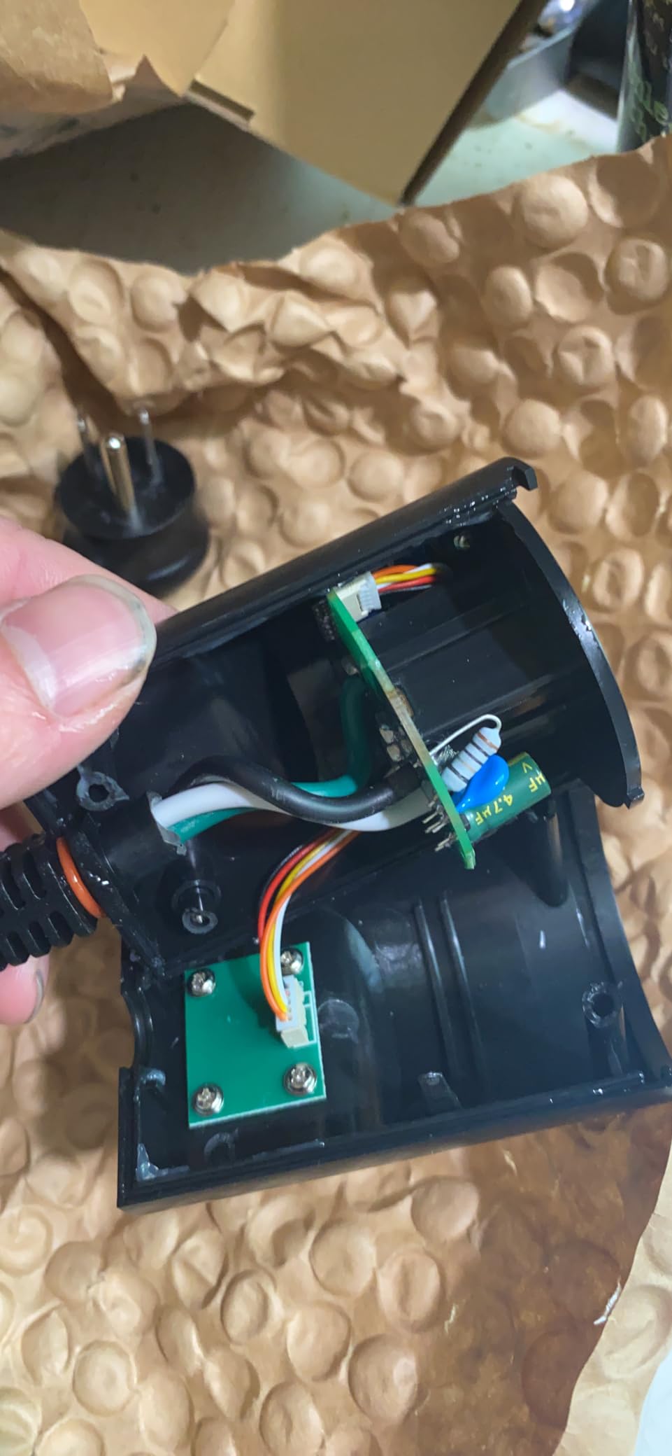 Sump Pump Monitor & Alarm (Indoor & Outdoor) - Slim Pigtail Frees the Second Outlet - Prevent Flooding with Dry Run, Overload & Power Outage Alerts - No Water Level Sensors, Smart Wi-Fi Plug customer photo 2