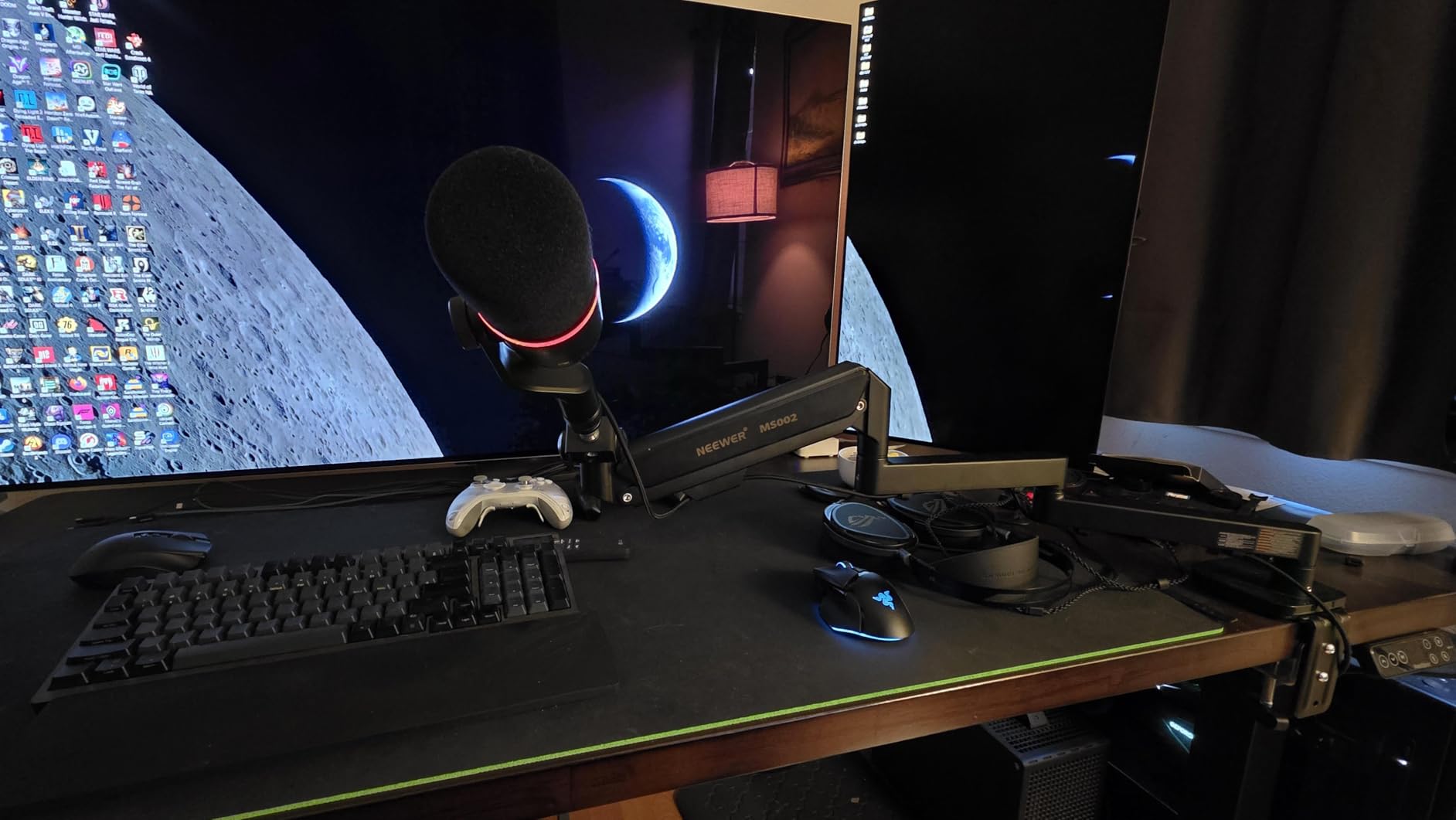 NEEWER Low Profile Mic Arm Desk Mount, with Pneumatic Damping, 360°, MS002 customer photo 2