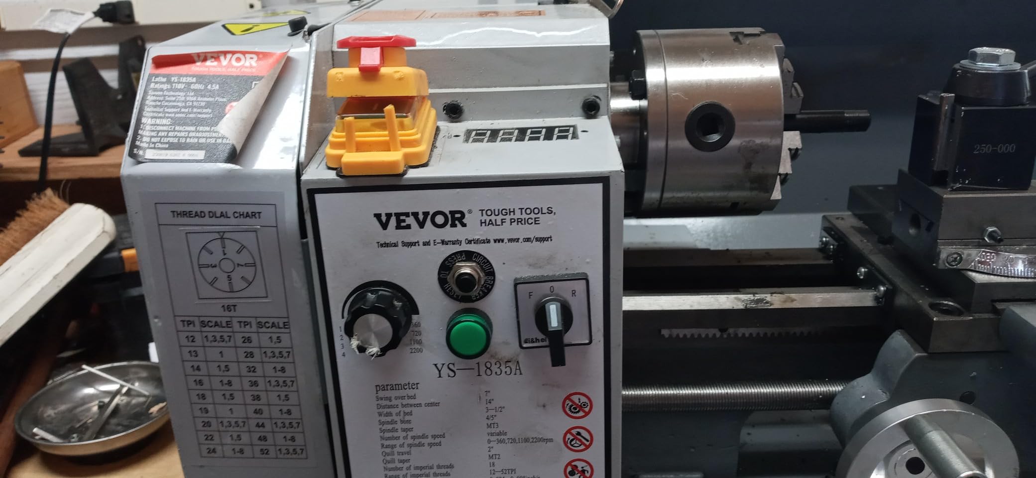VEVOR Metal Lathe Machine, 7'' x 13.78'', Precision Benchtop Power Metal Lathe, 0-2200 RPM Continuously Variable Speed, 500W Brush Motor Metal Gears, with Tool Box for Processing Precision Parts customer photo 2