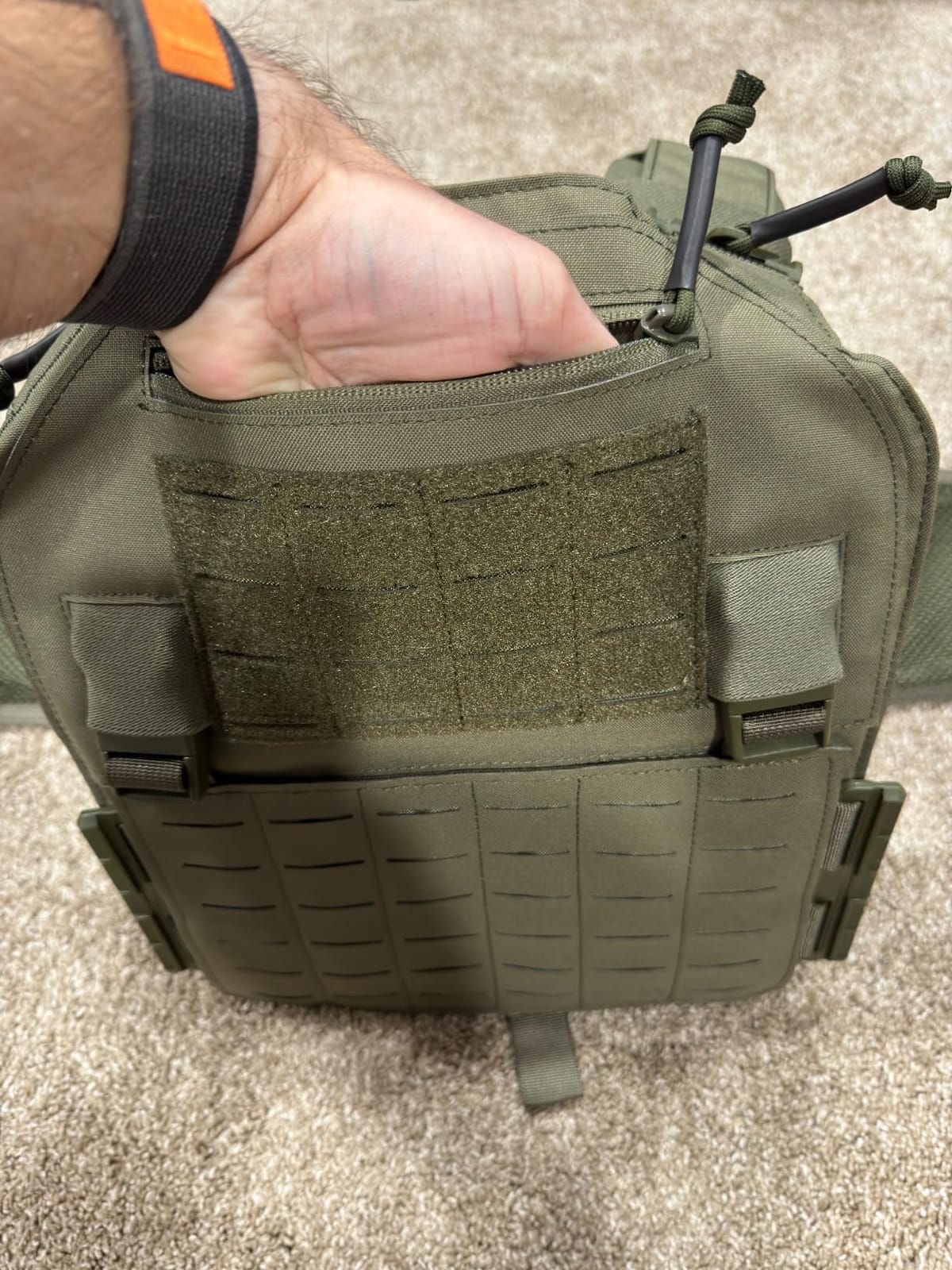 DEYACE Tactical Quick Release Vest for Men, Fully Adjustable Plate Carriers Vest with Breathable 3D Mesh Liner customer photo 1