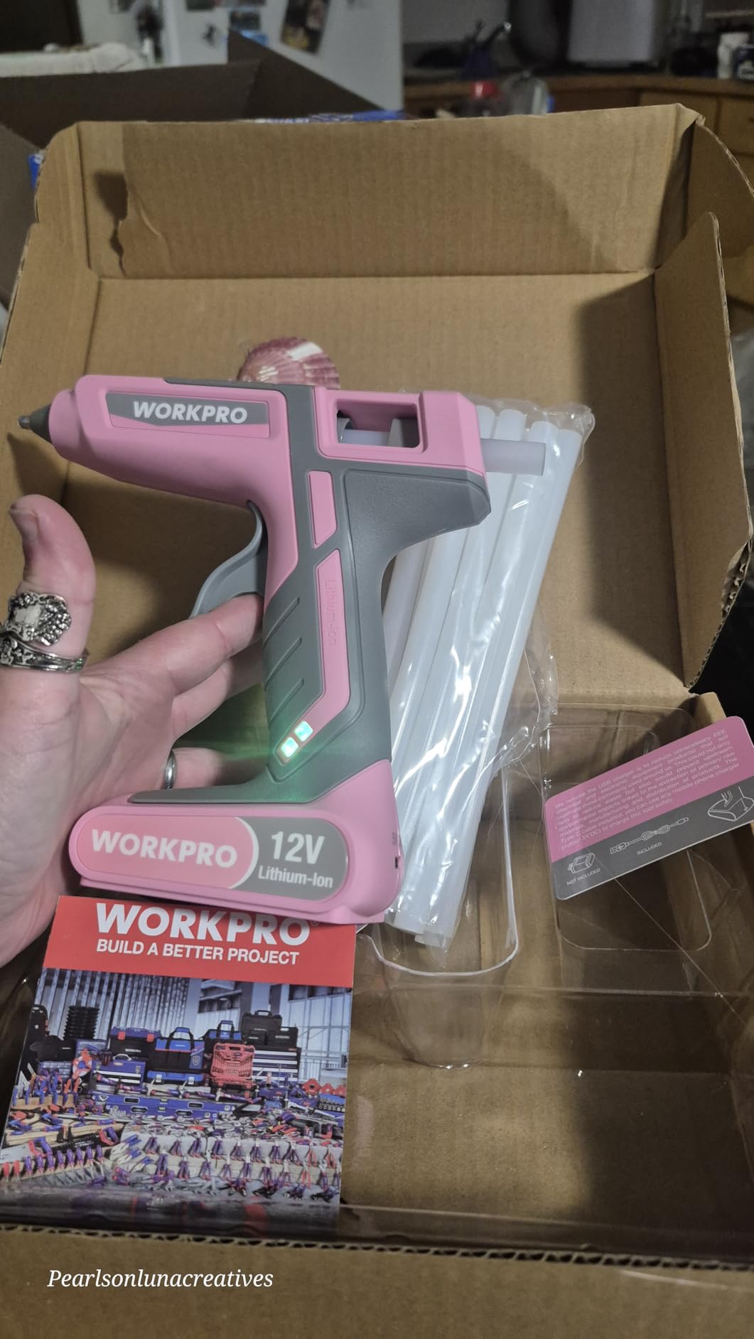 WORKPRO 12V Cordless Full-Size Hot Melt Glue Gun, Fast Preheating | Includes 15 Full-Size Glue Sticks, Auto Power-Off, Ideal for DIY, Repairs & Crafts customer photo 1