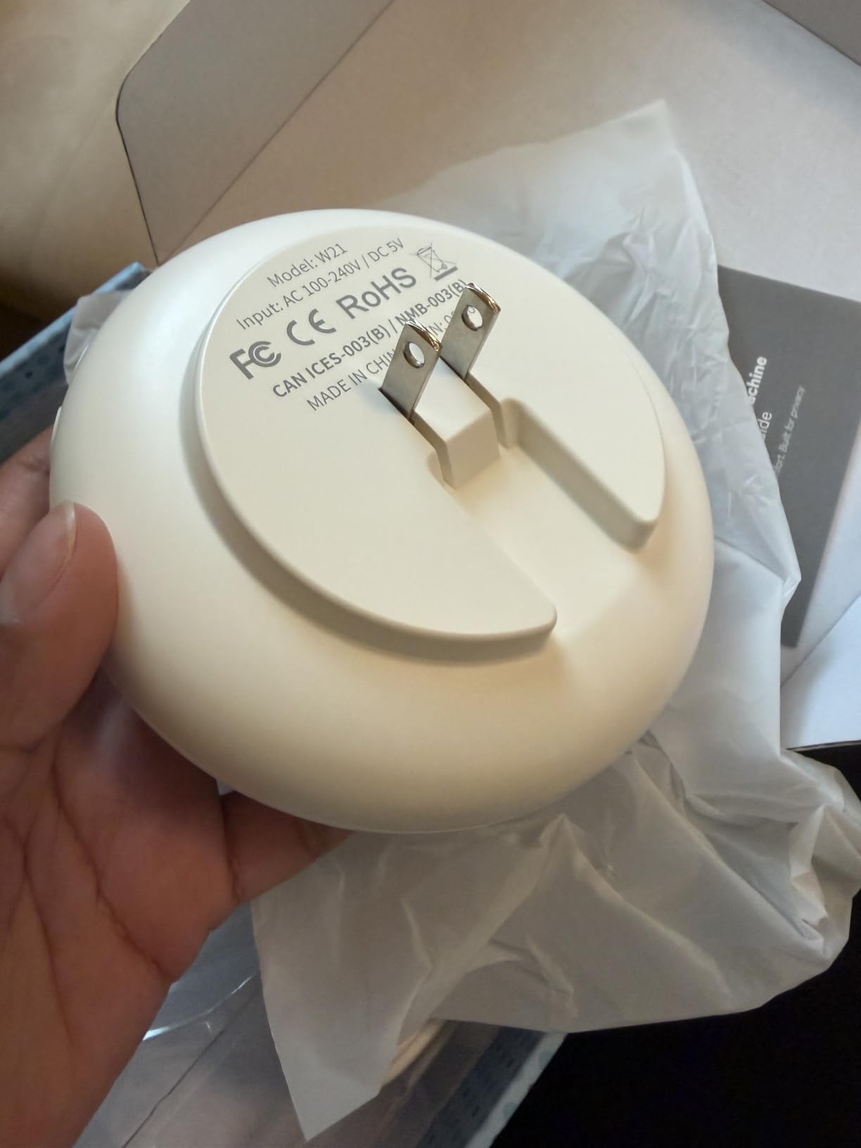 Wall Plug in White Noise Sound Machine for Office Privacy & Noise Canceling, White Noise Machine for Sleeping Adults & Baby, Therapy Noise Blocker with 20 Soothing Sounds & Nightlight by Calm Me. customer photo 2