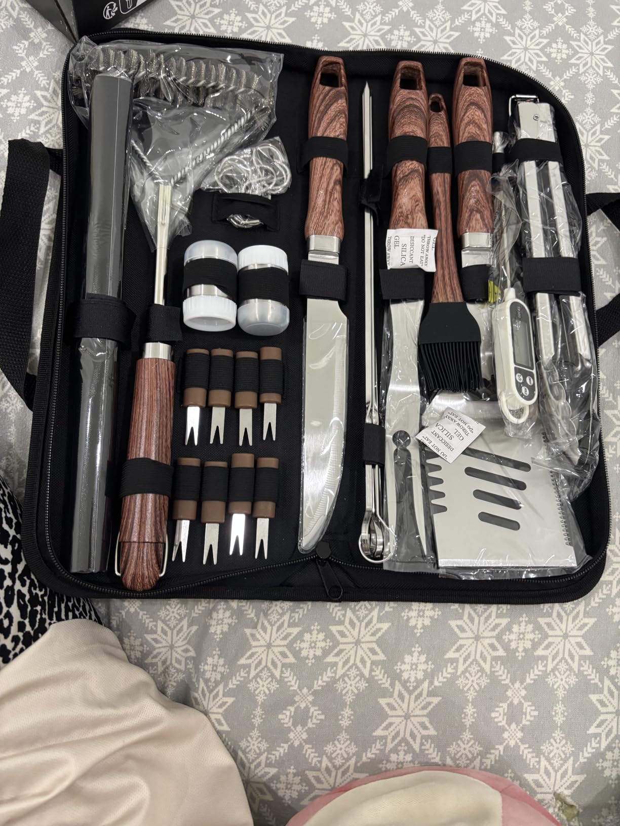 RINPIR 31pcs BBQ Grill Accessories Gifts for Men Dad, Heavy Duty Grilling Tools Gift Set for Father's Day, Stainless Steel BBQ Utensils Kit with Mats, Grill Brush in Carrying Bag Brown customer photo 2