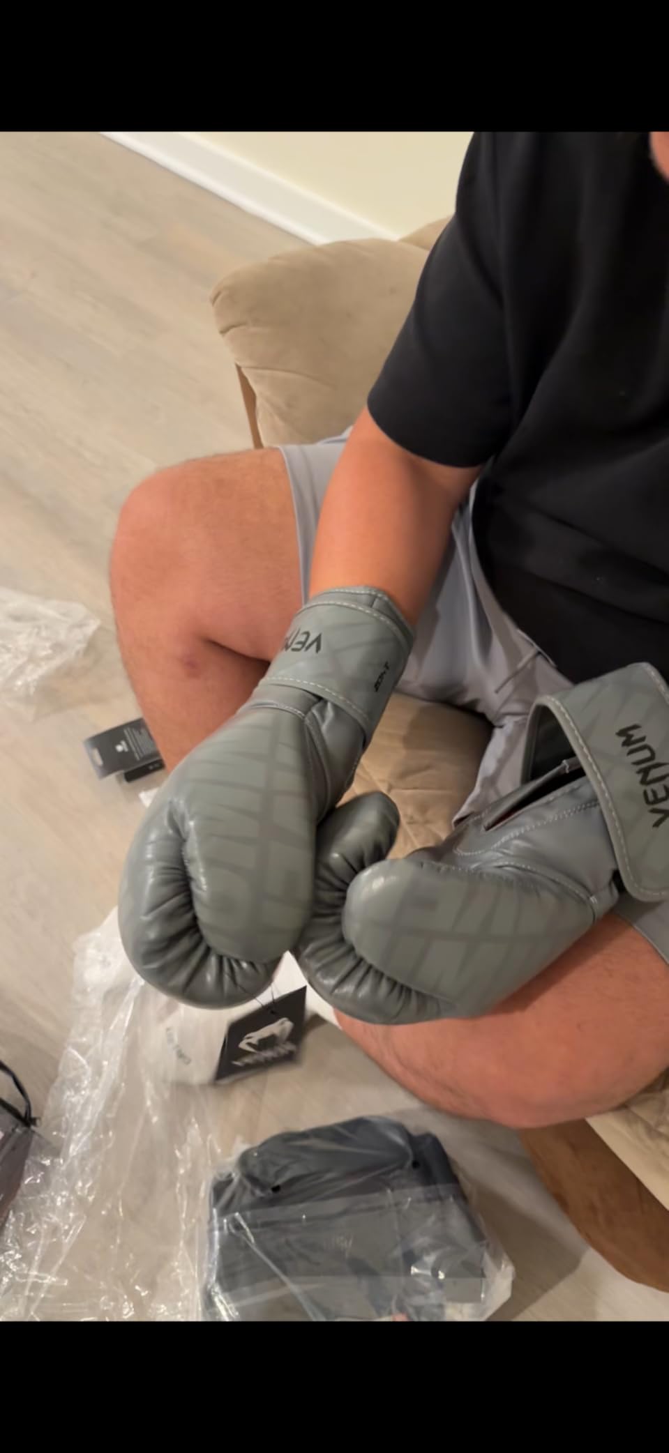 Venum Contender 1.5 Boxing Gloves customer photo 1