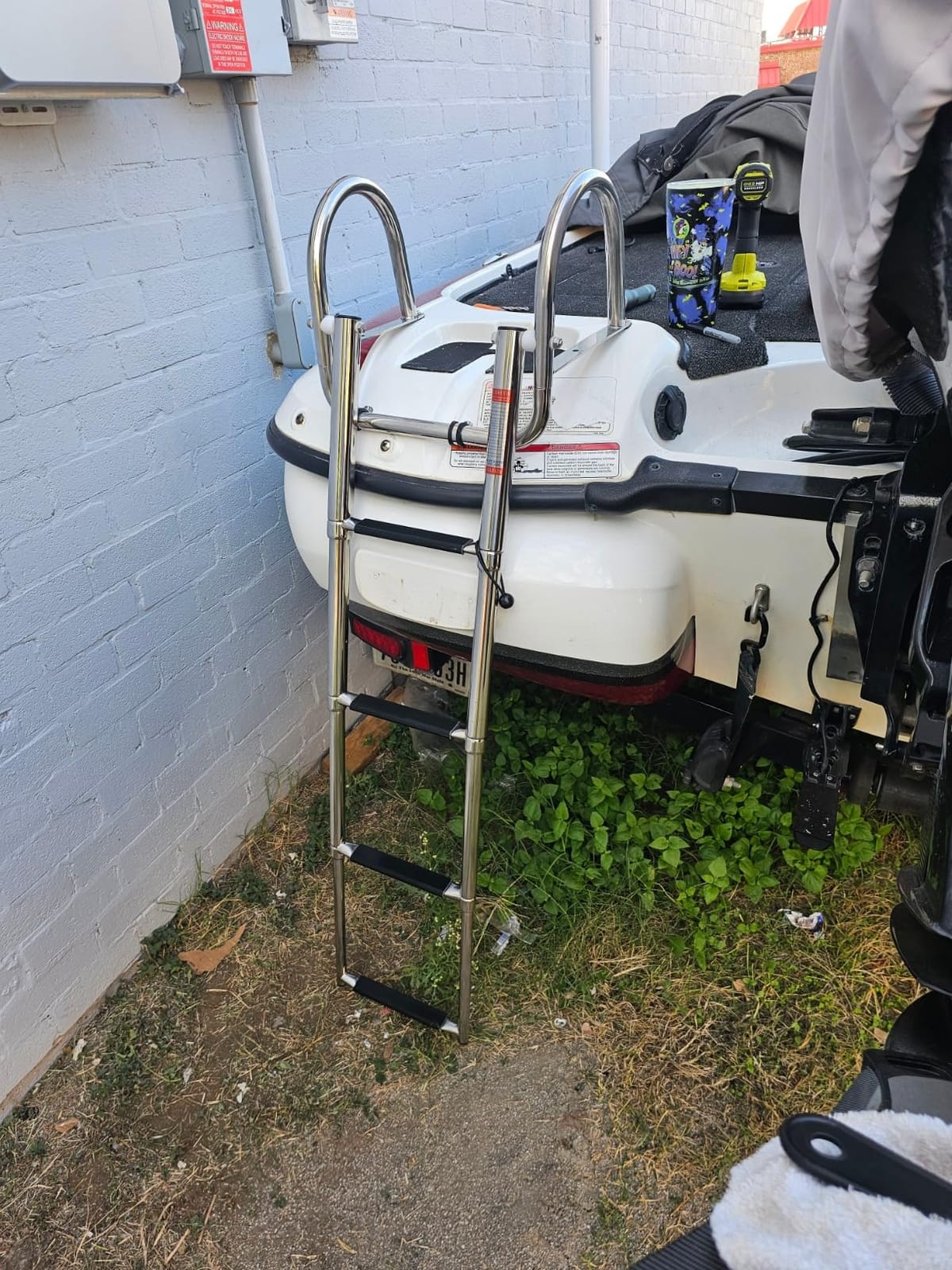 Pontoon Boat Ladder, Stainless Steel 3 Step Telescoping Boat Boarding Ladder with Wide Steps, Folding Boat Swim Ladder,Dock Ladder with Hand Railings Heavy Duty customer photo 1