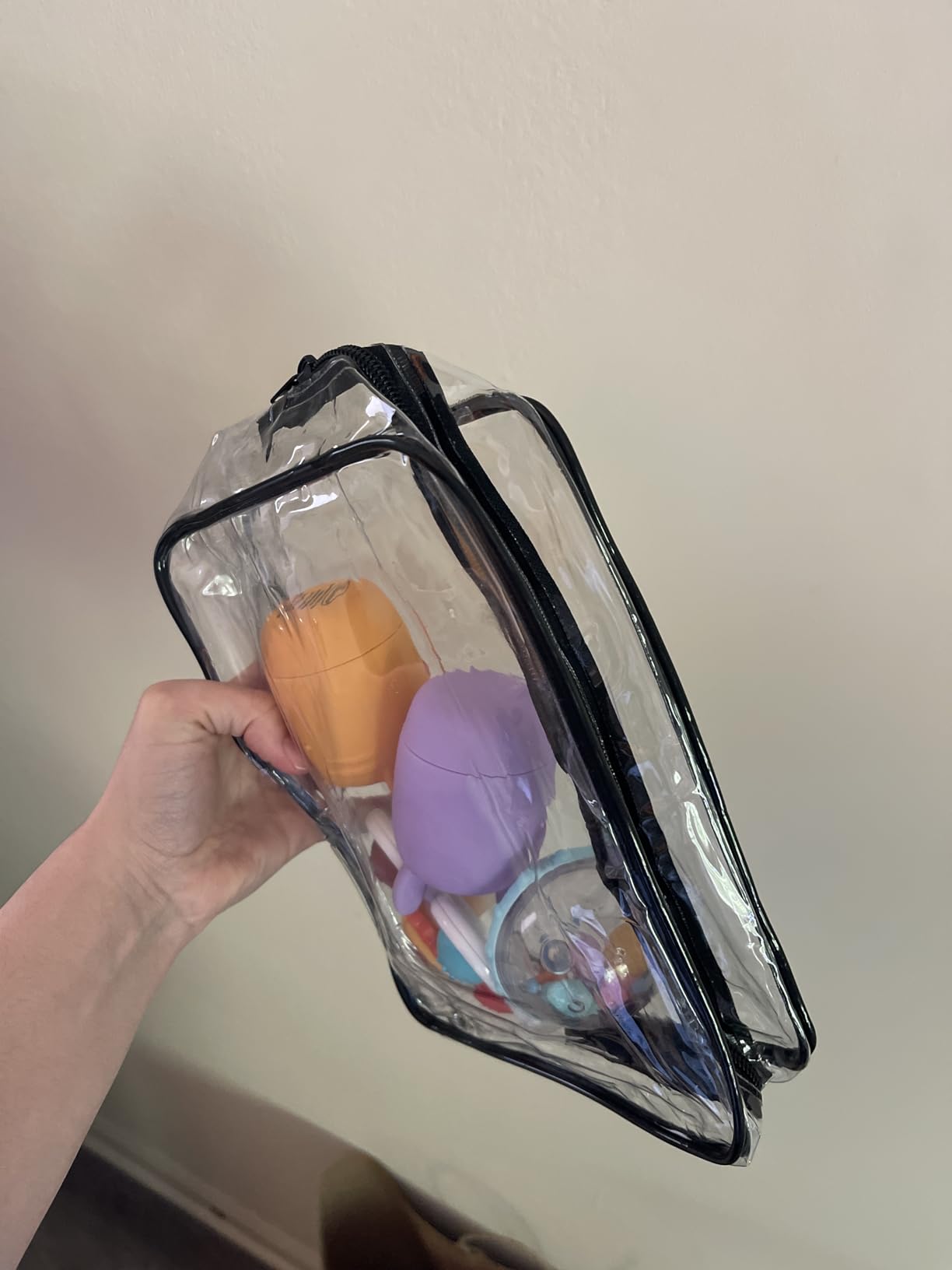 AURUZA Clear Makeup Bag, Portable Travel Toiletry Bags with Zipper, TSA Approved Clear Organizer Bags, PVC Cosmetic Pouch for Airport Airline Compliant customer photo 2