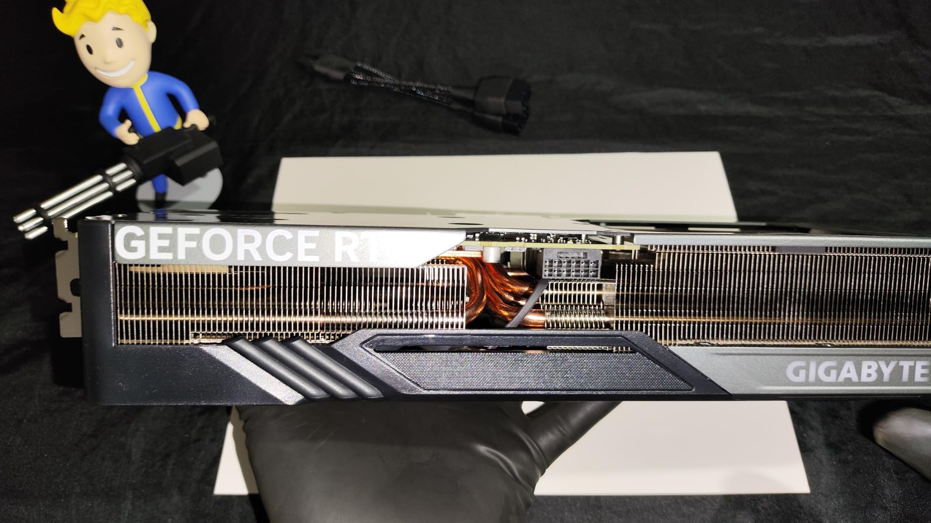 GIGABYTE GeForce RTX 4070 Super Gaming OC 12G Graphics Card, 3X WINDFORCE Fans, 12GB 192-bit GDDR6X, GV-N407SGAMING OC-12GD Video Card customer photo 1