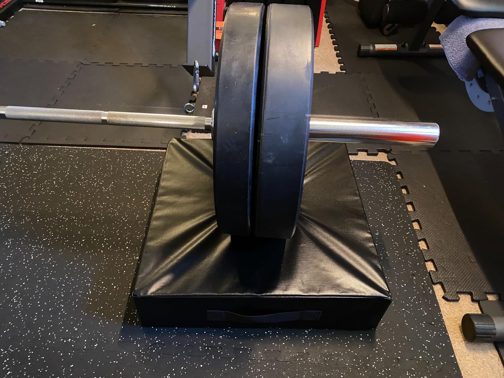Weightlifting Crash Pad, Silencer Drop Pads for Floor Protection, Set of 2 | Noise Reducing Weight Pads customer photo 1