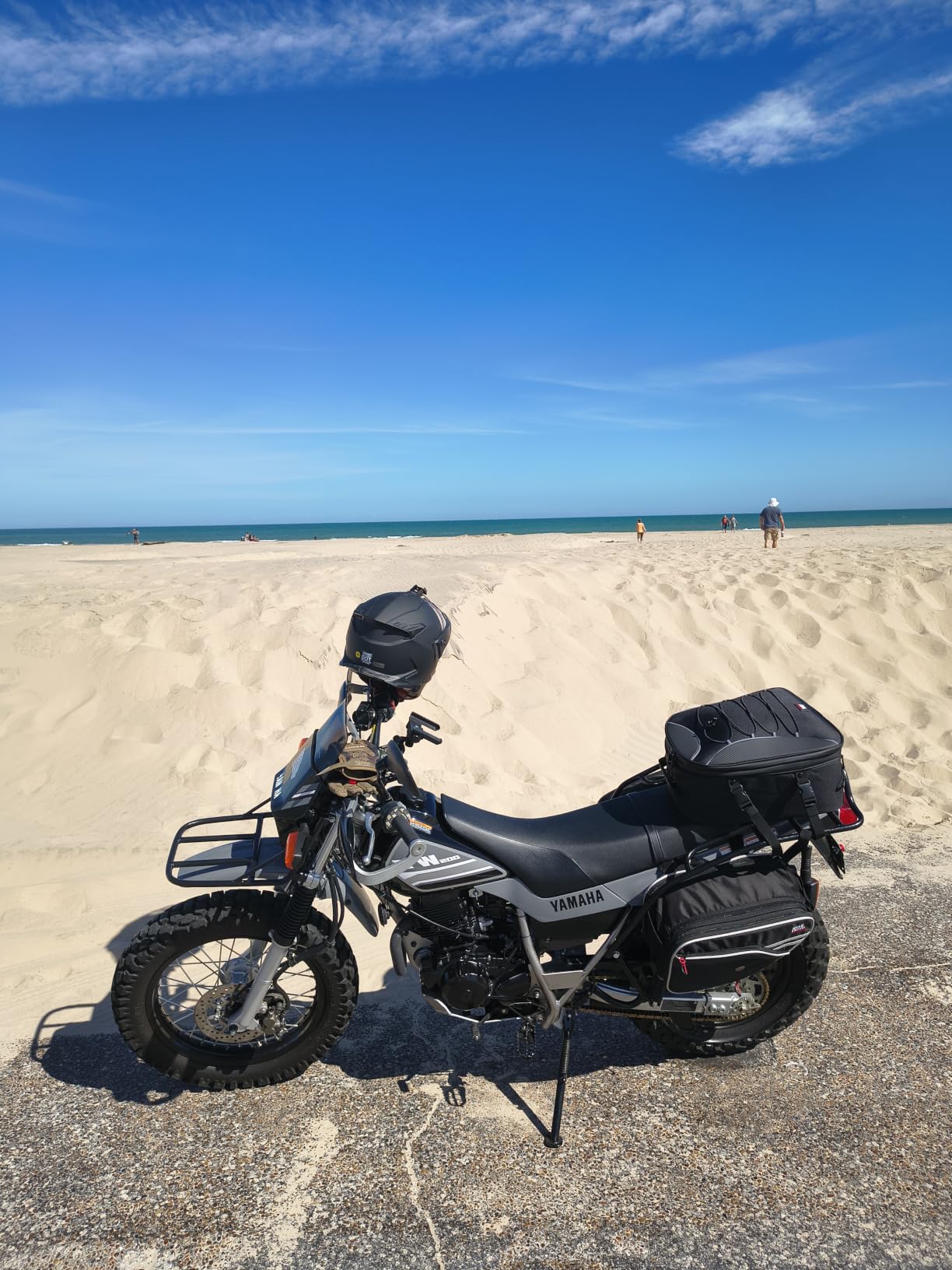 KEMIMOTO Motorcycle Tail Bag, Dual Use Motorcycle Rear Seat Bag with Waterproof Rain Cover, 25L-45L Expandable Motorbike Helmet Bag Luggage Storage Backpack customer photo 1