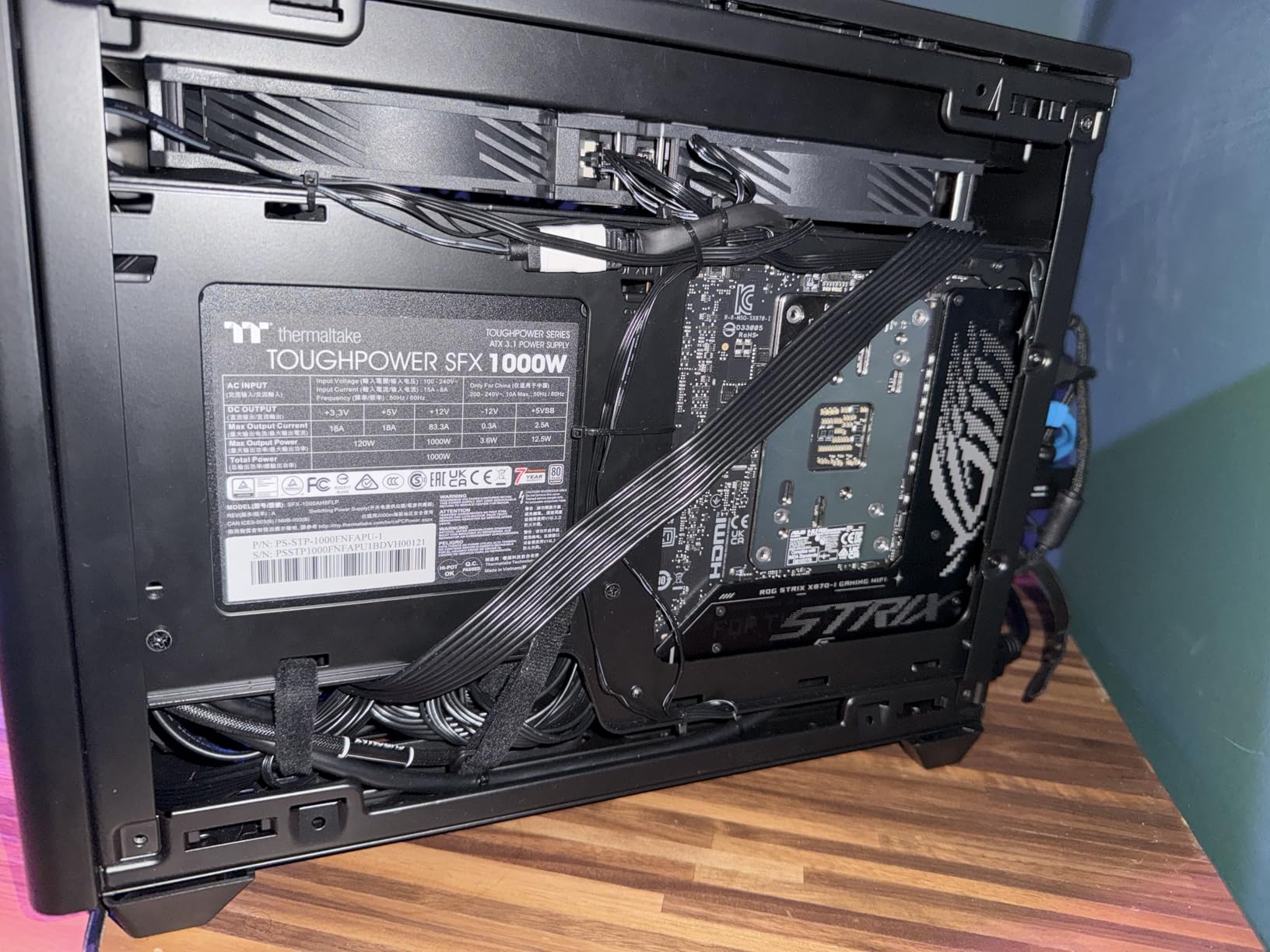 Cooler Master NR200P V2 Mini-ITX PC Case Ready, SFX Fit PSU Ready to Install, 280mm AIO Support, 357mm Vertical GPU Mount, Designed Ready Nvidia RTX 5090 | AMD RX 9070 XT, Tempered Glass, DIY customer photo 1