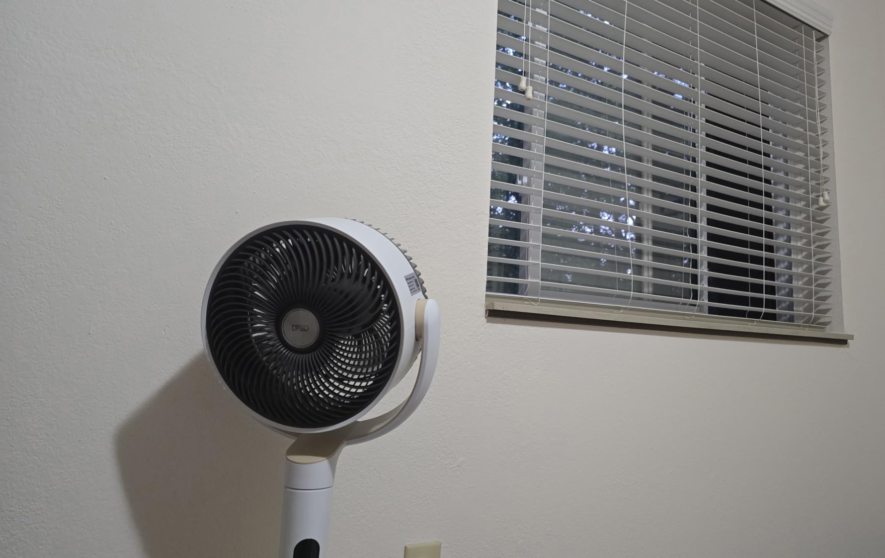 DREO Fan for Bedroom, 120° Oscillating Standing Fans, Quiet Floor Fan with DC Motor, 100ft Pedestal Fans for Room, 9 Speeds, 4 modes, 20dB, 120° Manual Vertical, 37-42