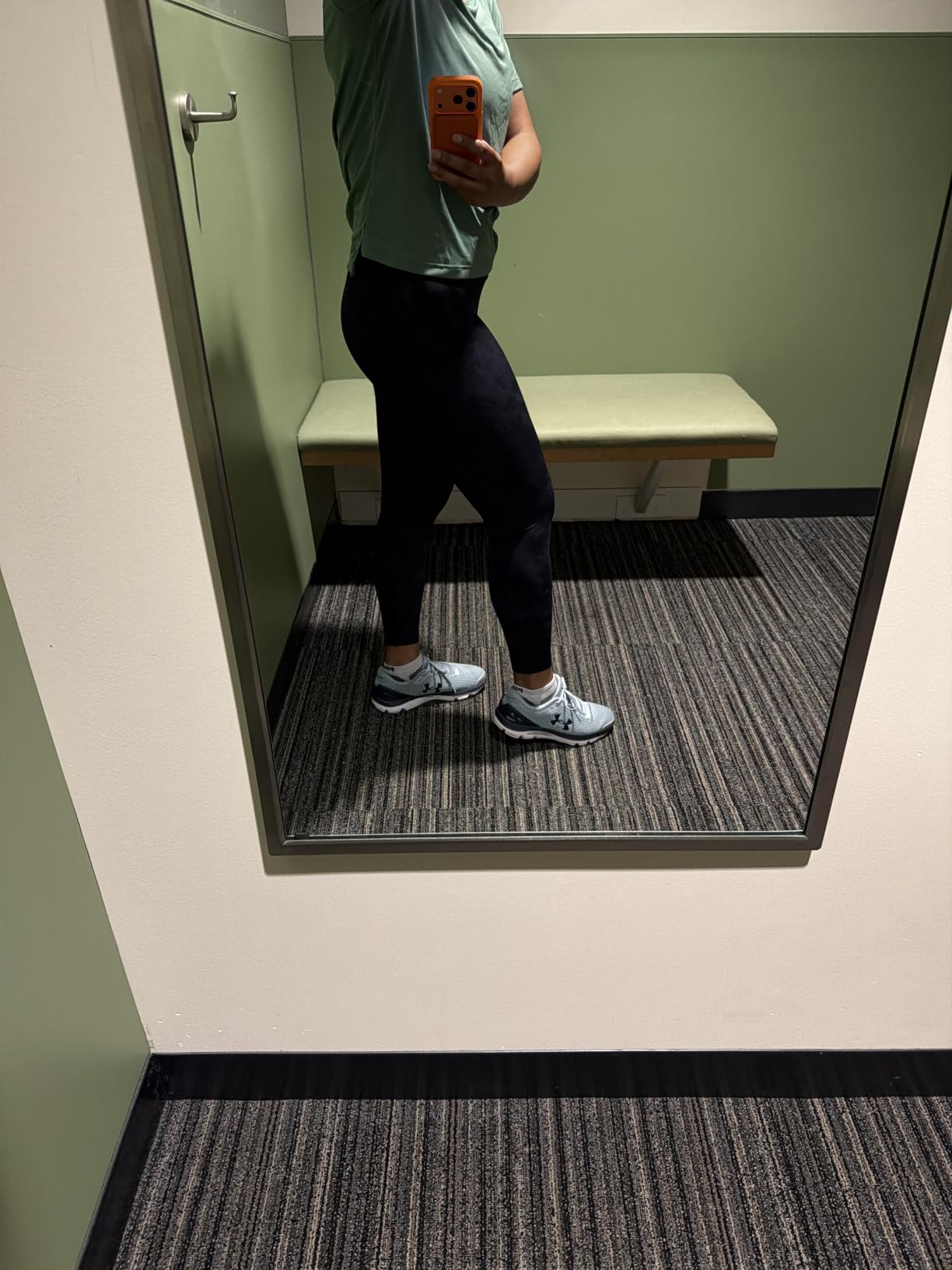 UNISSU Hugcurve No Front Seam High Waisted Workout Leggings for Women Buttery Soft Yoga Pants Gym Athletic Tights - 25'' customer photo 2