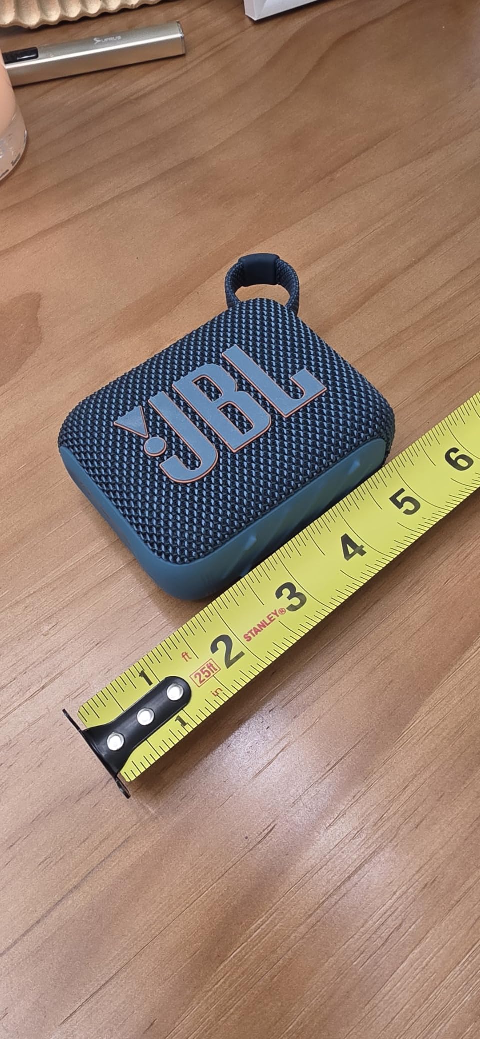 Go 4 - Ultra-Portable Bluetooth Speaker - Blue | Ultra-portable JBL Pro Sound with punchier bass, Up to 7 hours of playtime plus 2 hours with Playtime Boost customer photo 2