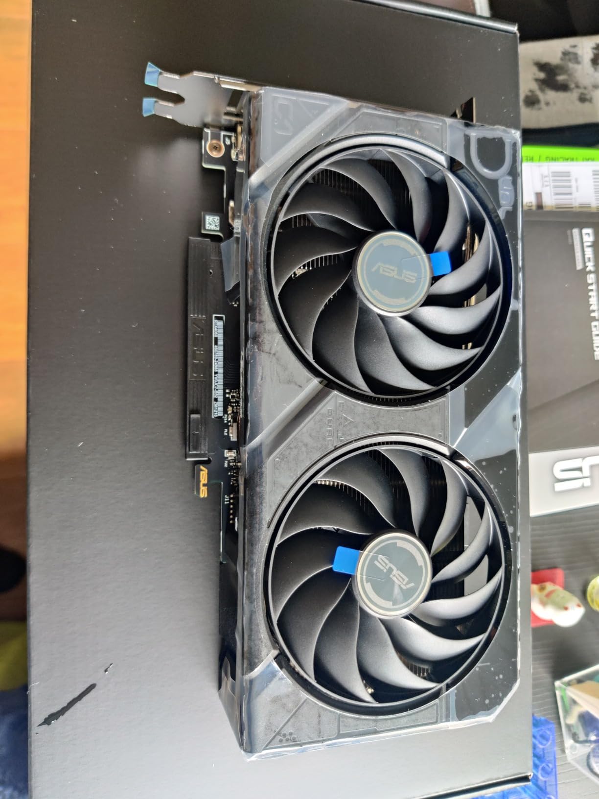 ASUS Dual GeForce RTX 4060 EVO OC Edition 8GB GDDR6 (PCIe 4.0, 8GB GDDR6, DLSS 3, HDMI 2.1a, DisplayPort 1.4a, Axial-tech Fan Design, Dual BIOS, Auto-Extreme Technology), 3 Year Warranty customer photo 1