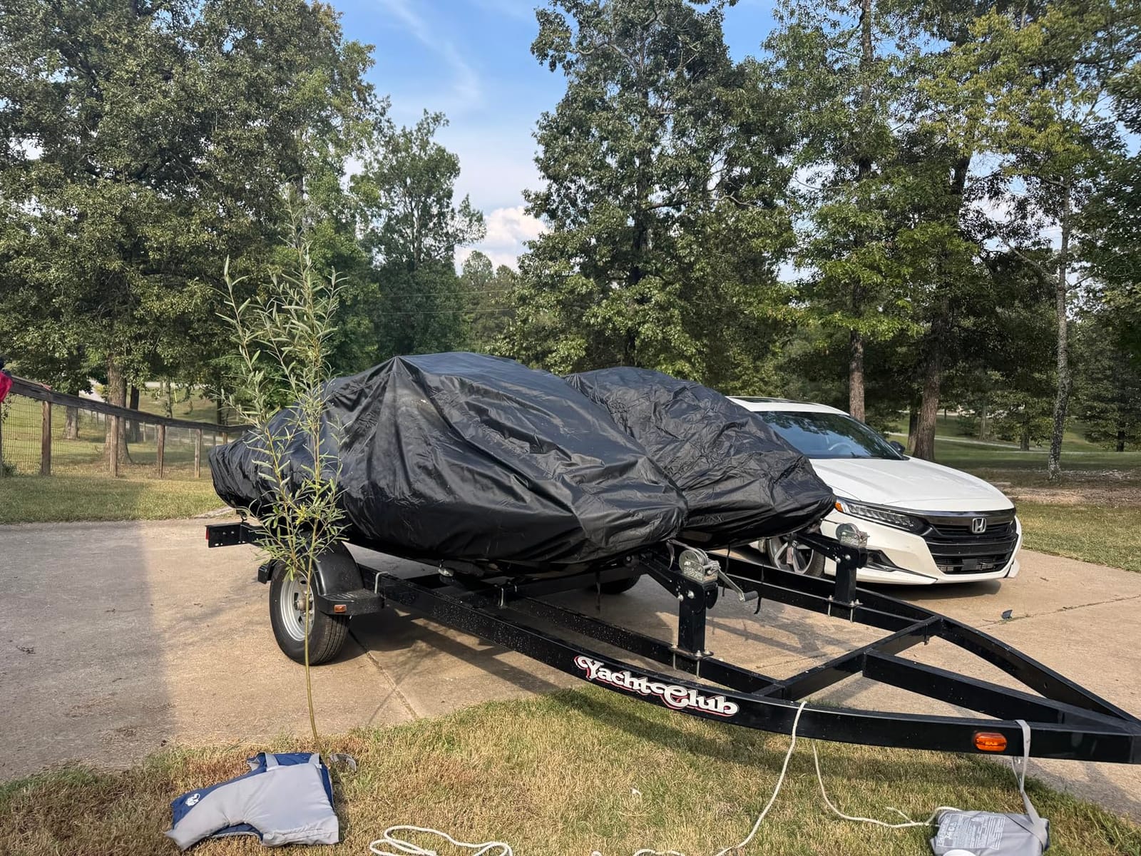 Jet Ski Cover 420D Waterproof for Yamaha Seadoo,121-135in | Nano Coating, 6-Layer Fabric, 12000mm Waterproof, UV SPF 85+, Dual Air Vents, for Outdoor Storage & Trailering customer photo 1