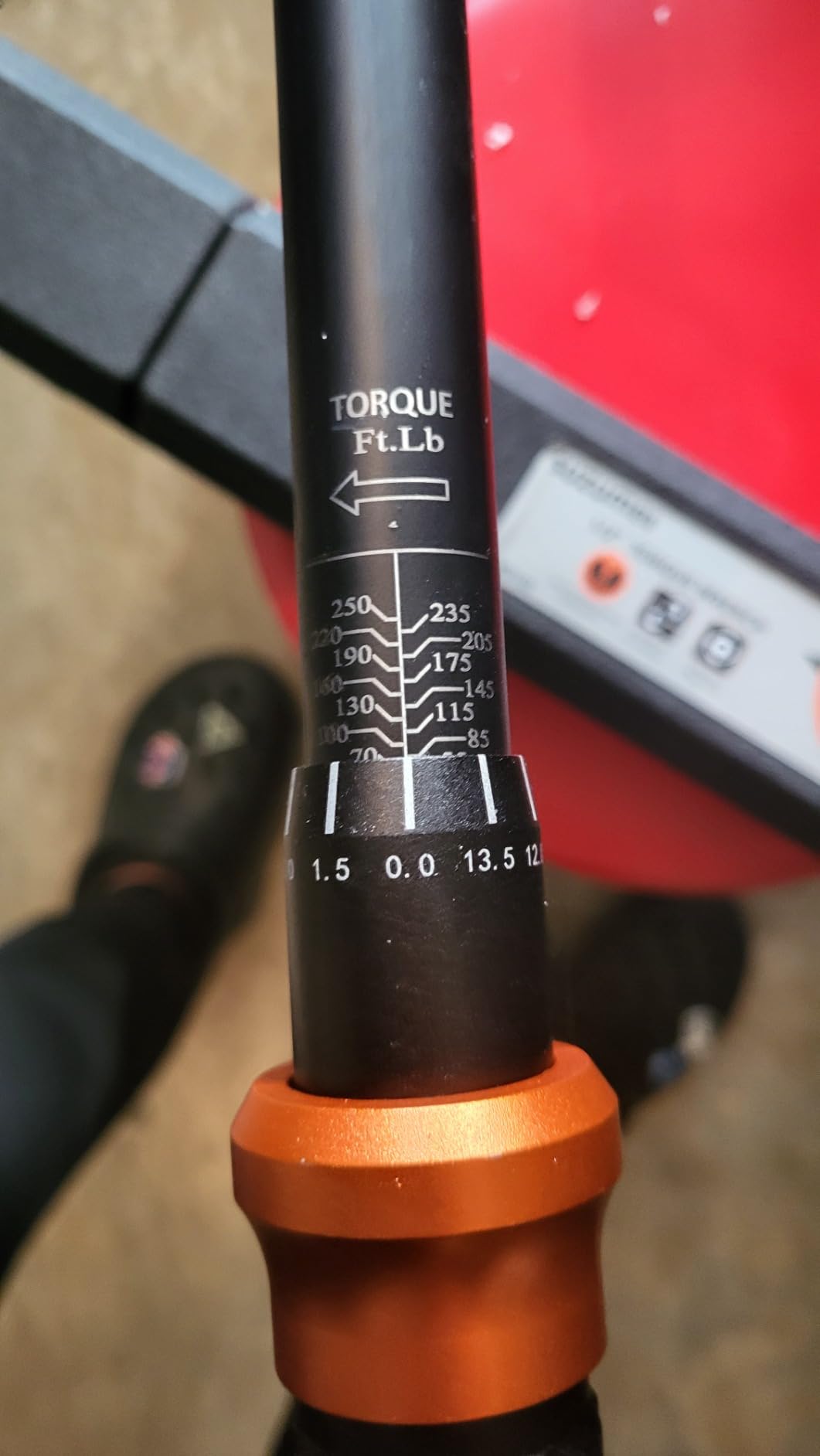 SUZUME Torque Wrench 1/2 Drive (10-170 Ft. Lb/ 14-231 N.m) Loud Click | ±3% Accuracy 72-tooth Dual-Direction Quick Release Head for Moto Truck Car Tire Maintenance with Storage Case customer photo 2